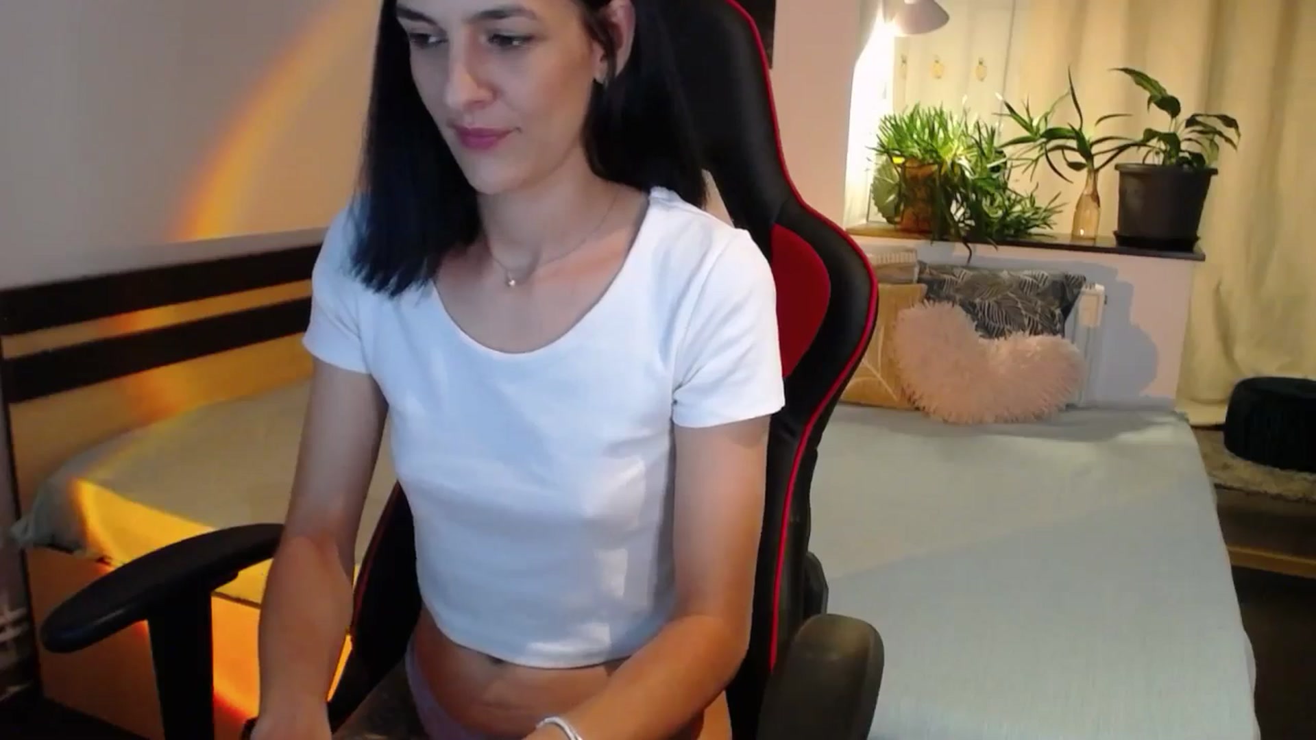 Gallery image thumbnail from AnyaLuv777's myfreecams stream on, 08/27/2024, 21:58 image 7 of 20
