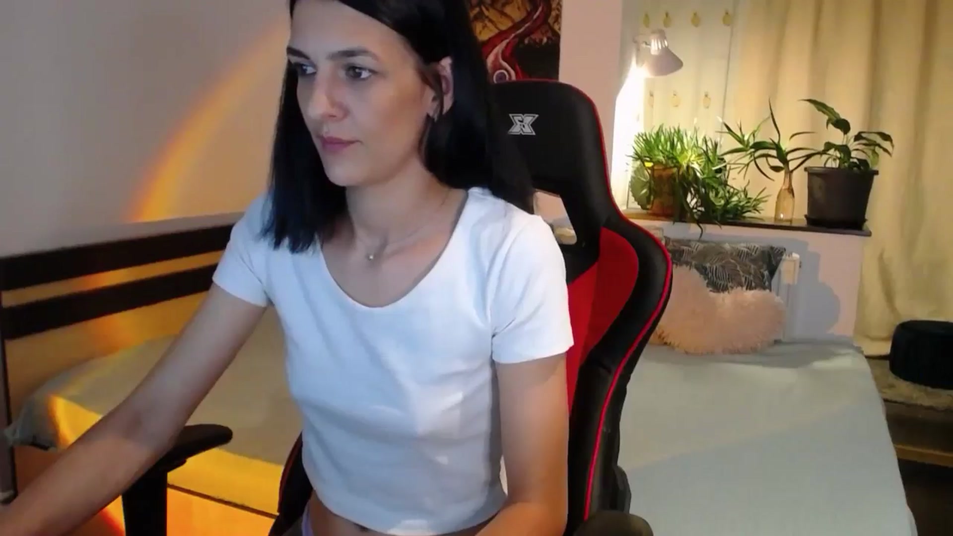 Gallery image thumbnail from AnyaLuv777's myfreecams stream on, 08/27/2024, 21:58 image 18 of 20