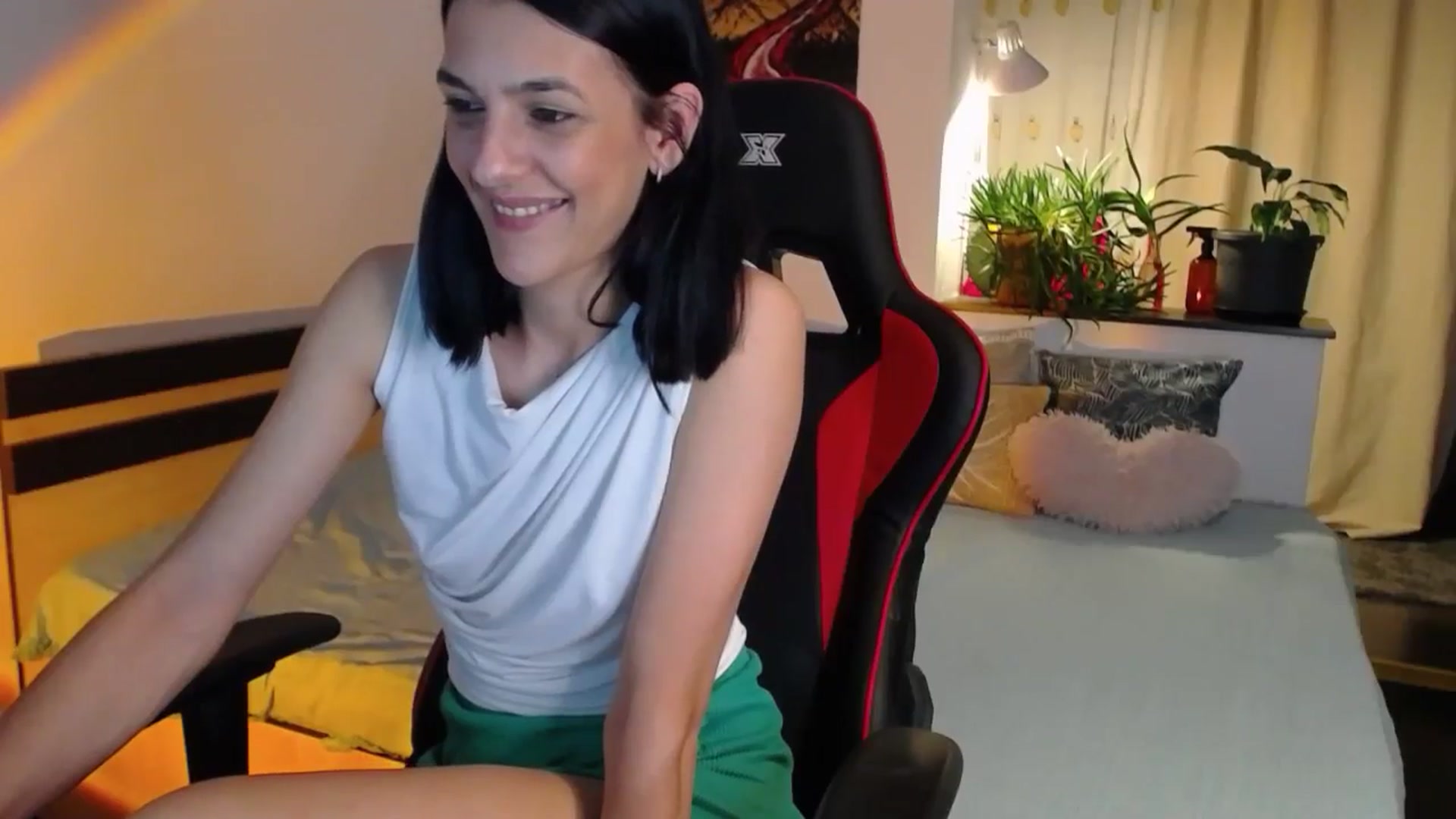 Gallery image thumbnail from AnyaLuv777's myfreecams stream on, 08/30/2024, 20:16 image 9 of 20
