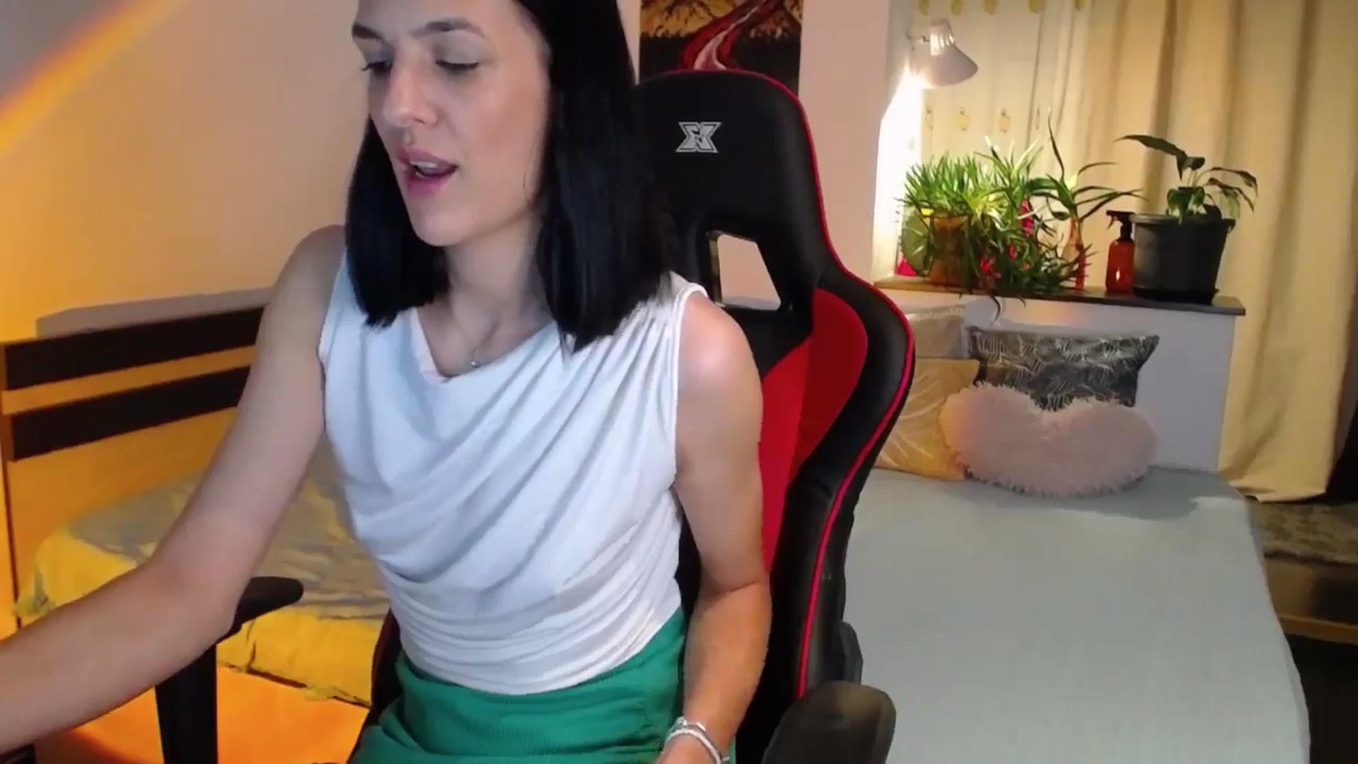 Gallery image thumbnail from AnyaLuv777's myfreecams stream on, 08/30/2024, 20:16 image 3 of 20