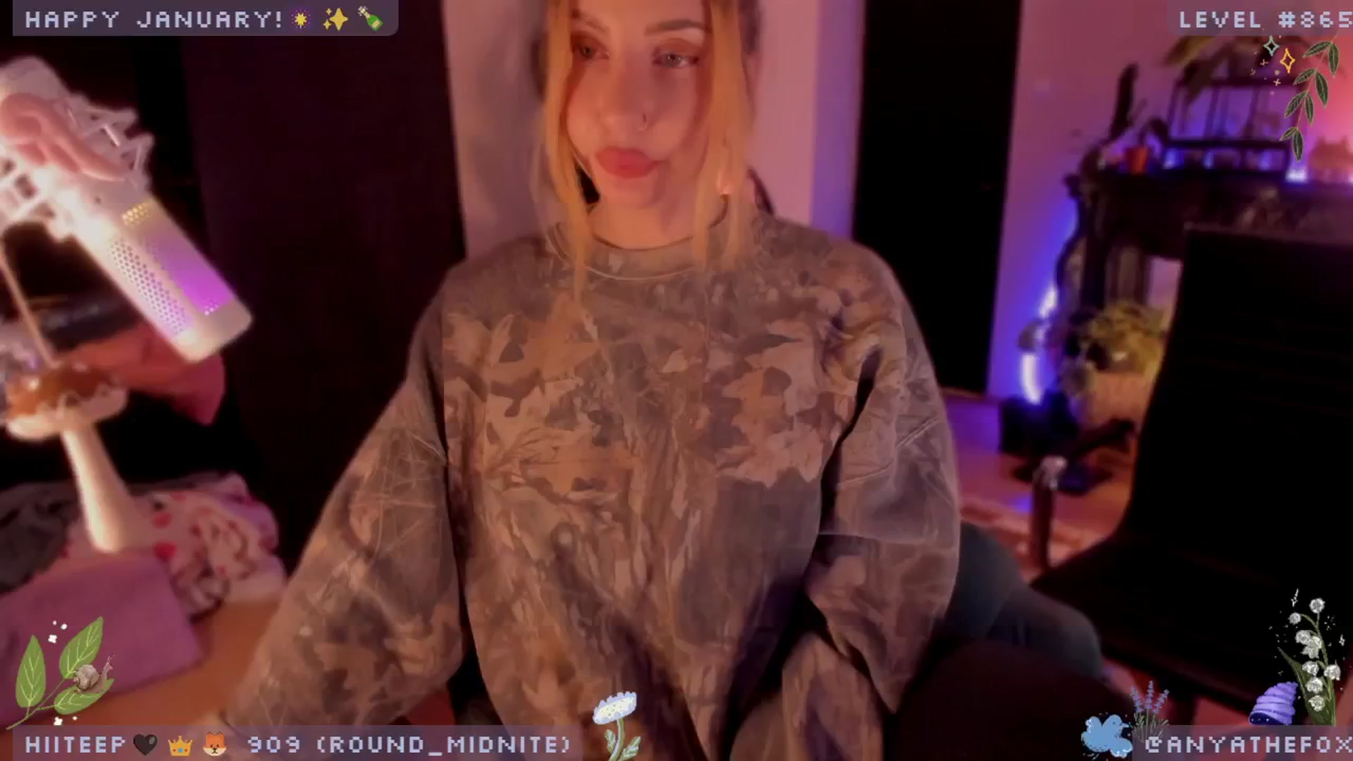 Gallery image thumbnail from AnyaNerves's myfreecams stream on, 01/30/2025, 08:54 image 14 of 20