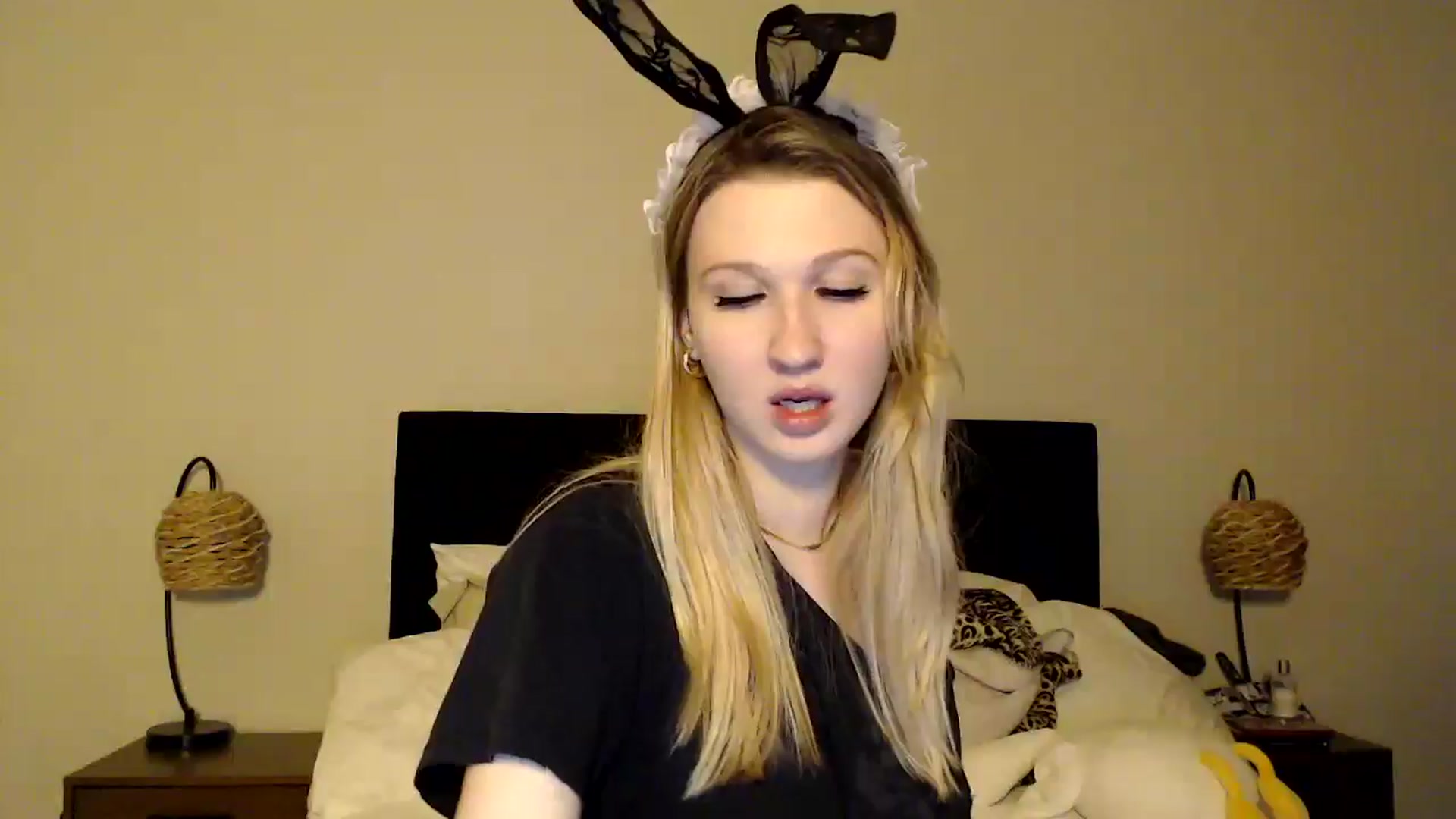 Gallery image thumbnail from AnyaSweets's myfreecams stream on, 01/06/2025, 07:16 image 20 of 20