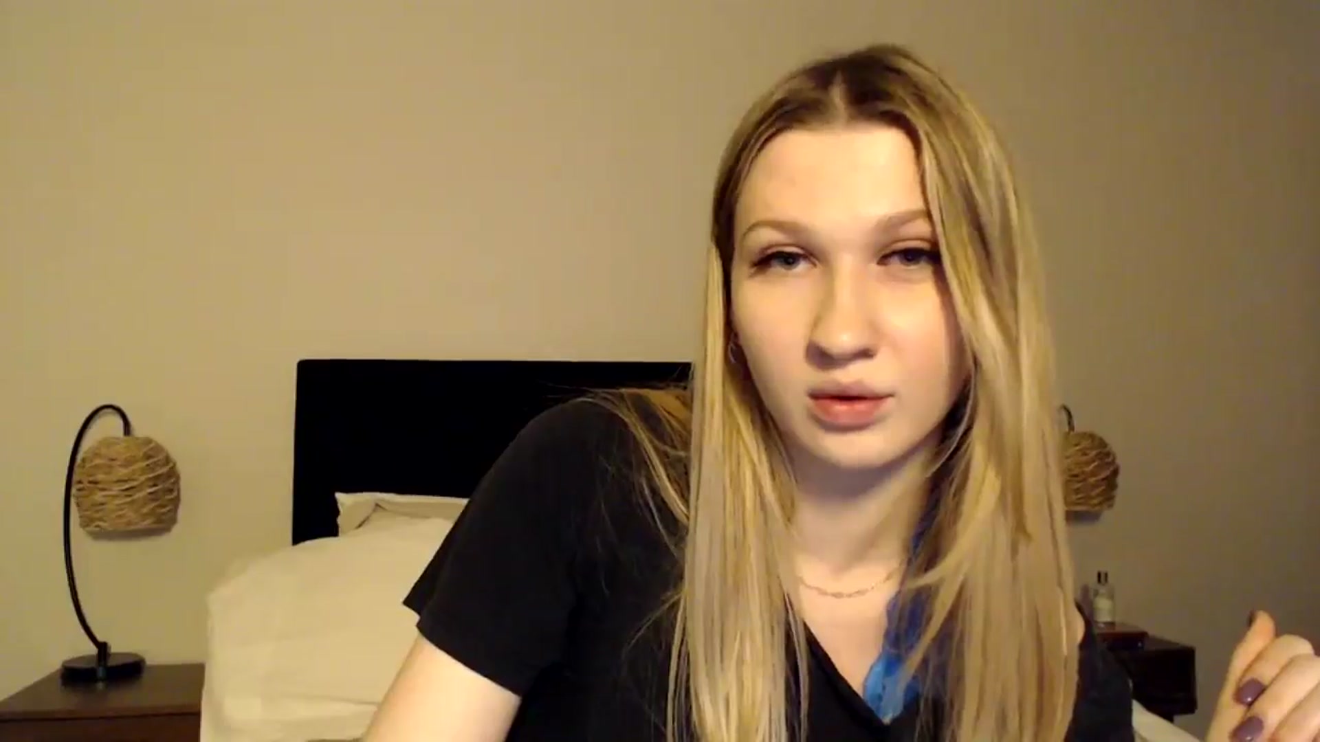 Gallery image thumbnail from AnyaSweets's myfreecams stream on, 01/08/2025, 05:32 image 3 of 20