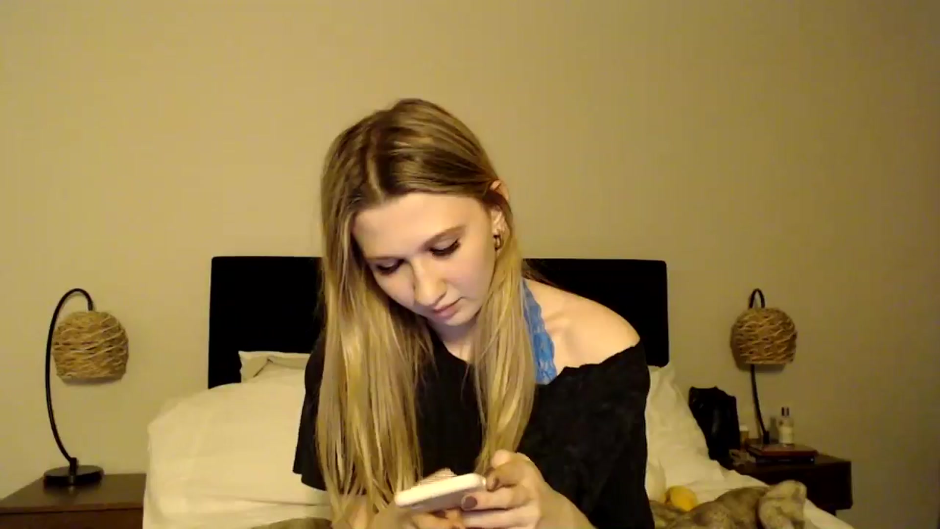 Gallery image thumbnail from AnyaSweets's myfreecams stream on, 01/08/2025, 05:32 image 7 of 20