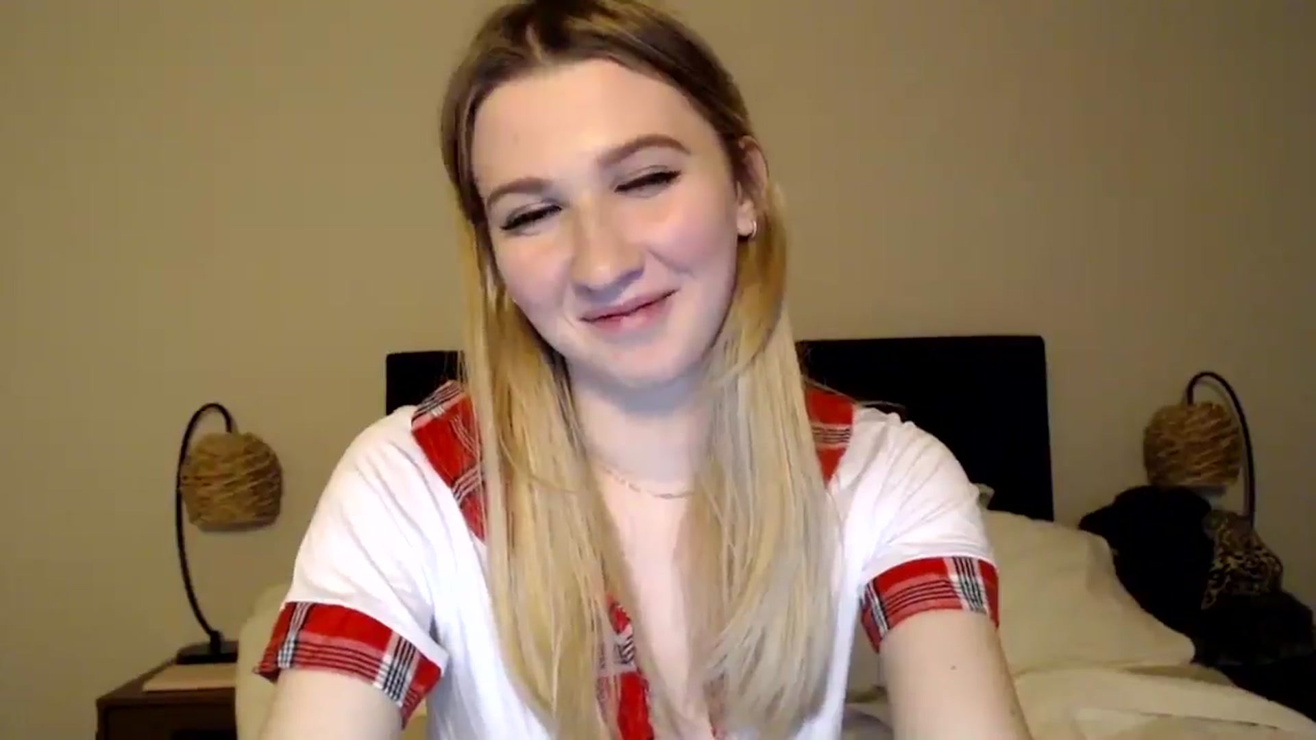 Gallery image thumbnail from AnyaSweets's myfreecams stream on, 01/10/2025, 05:42 image 15 of 20