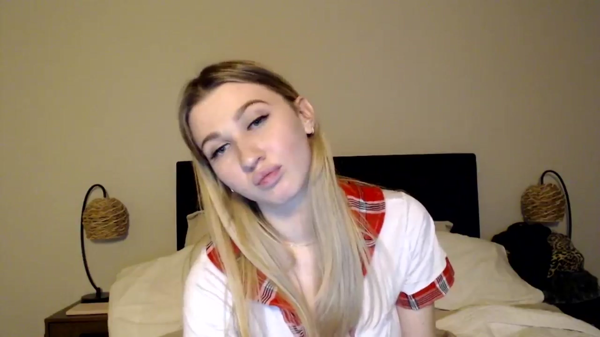Gallery image thumbnail from AnyaSweets's myfreecams stream on, 01/10/2025, 05:42 image 20 of 20