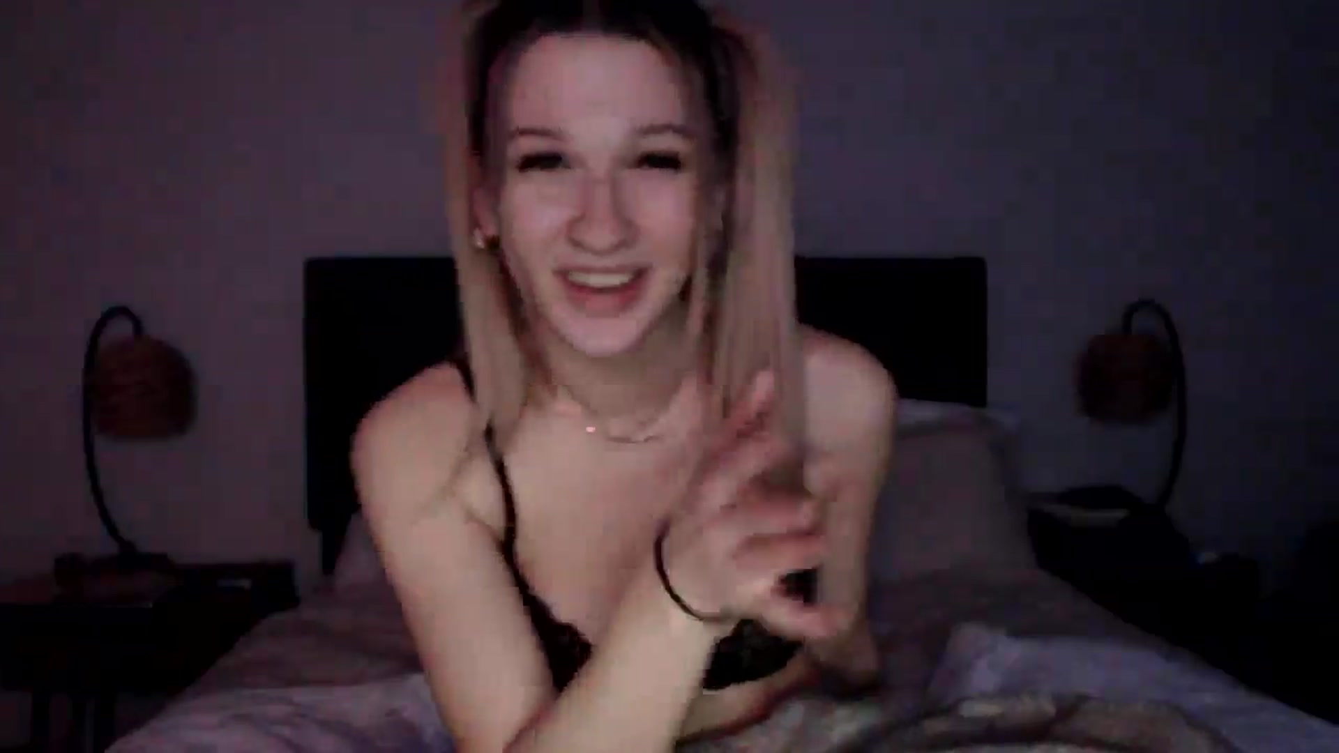 Gallery image thumbnail from AnyaSweets's myfreecams stream on, 01/20/2025, 08:10 image 8 of 20