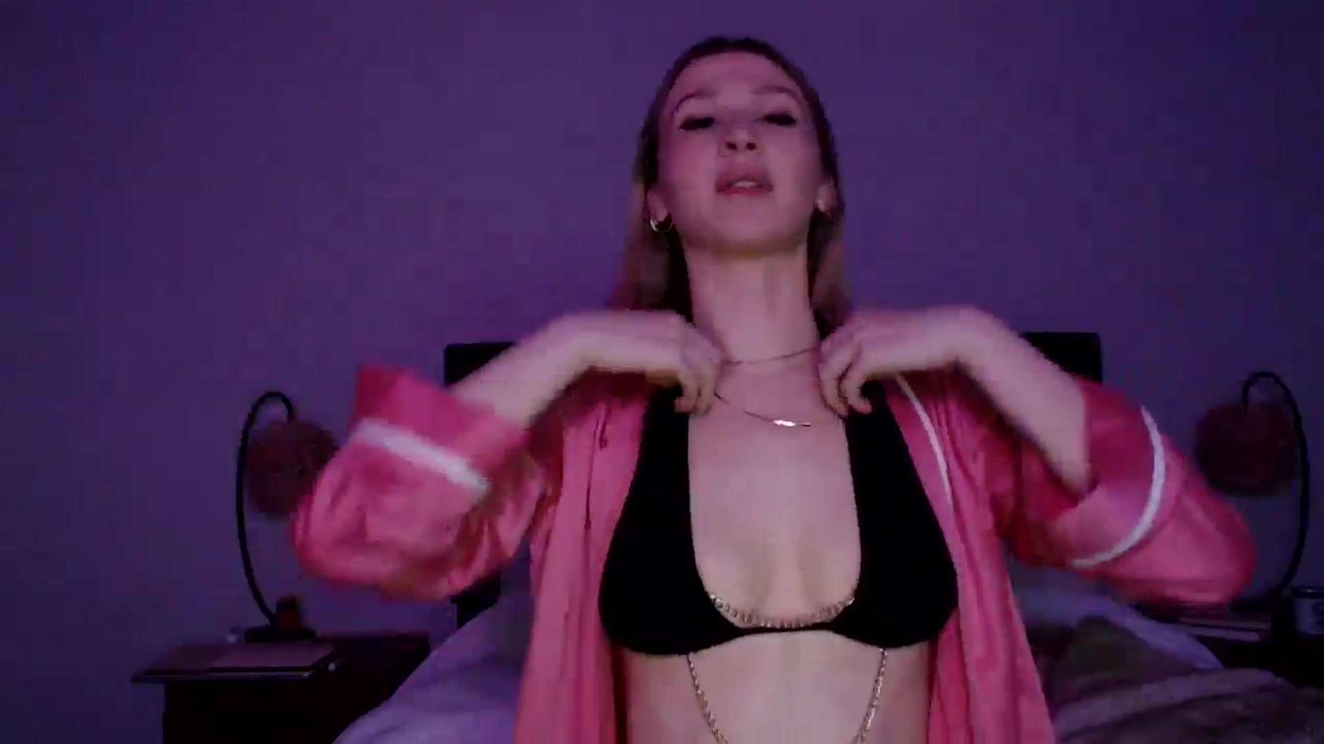 Gallery image thumbnail from AnyaSweets's myfreecams stream on, 01/26/2025, 04:24 image 13 of 20