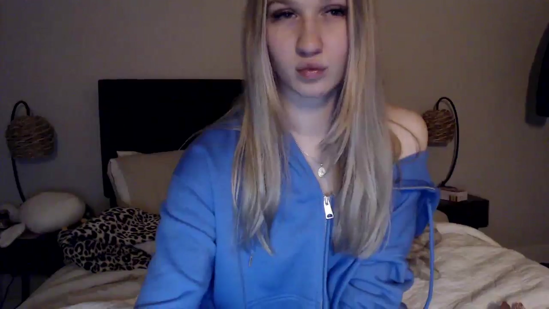 Gallery image thumbnail from AnyaSweets's myfreecams stream on, 02/23/2025, 05:29 image 7 of 20