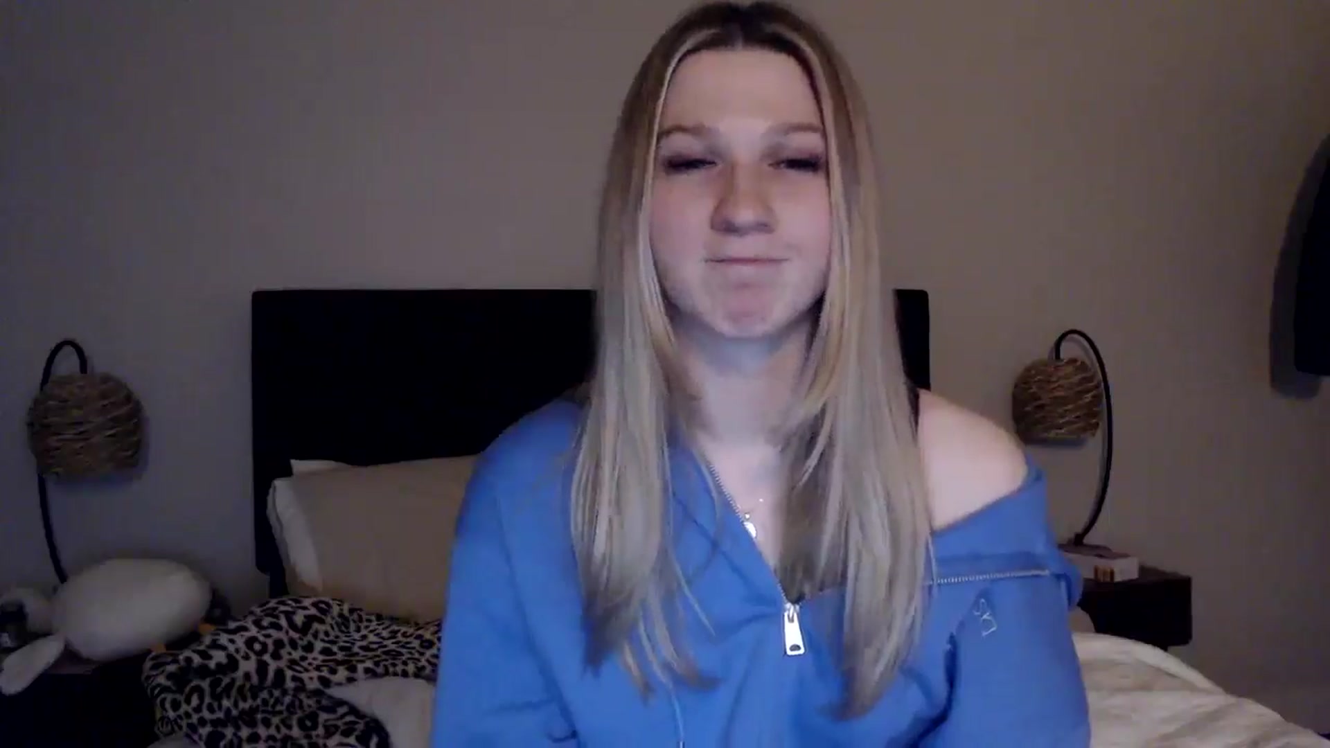 Gallery image thumbnail from AnyaSweets's myfreecams stream on, 02/23/2025, 05:29 image 11 of 20