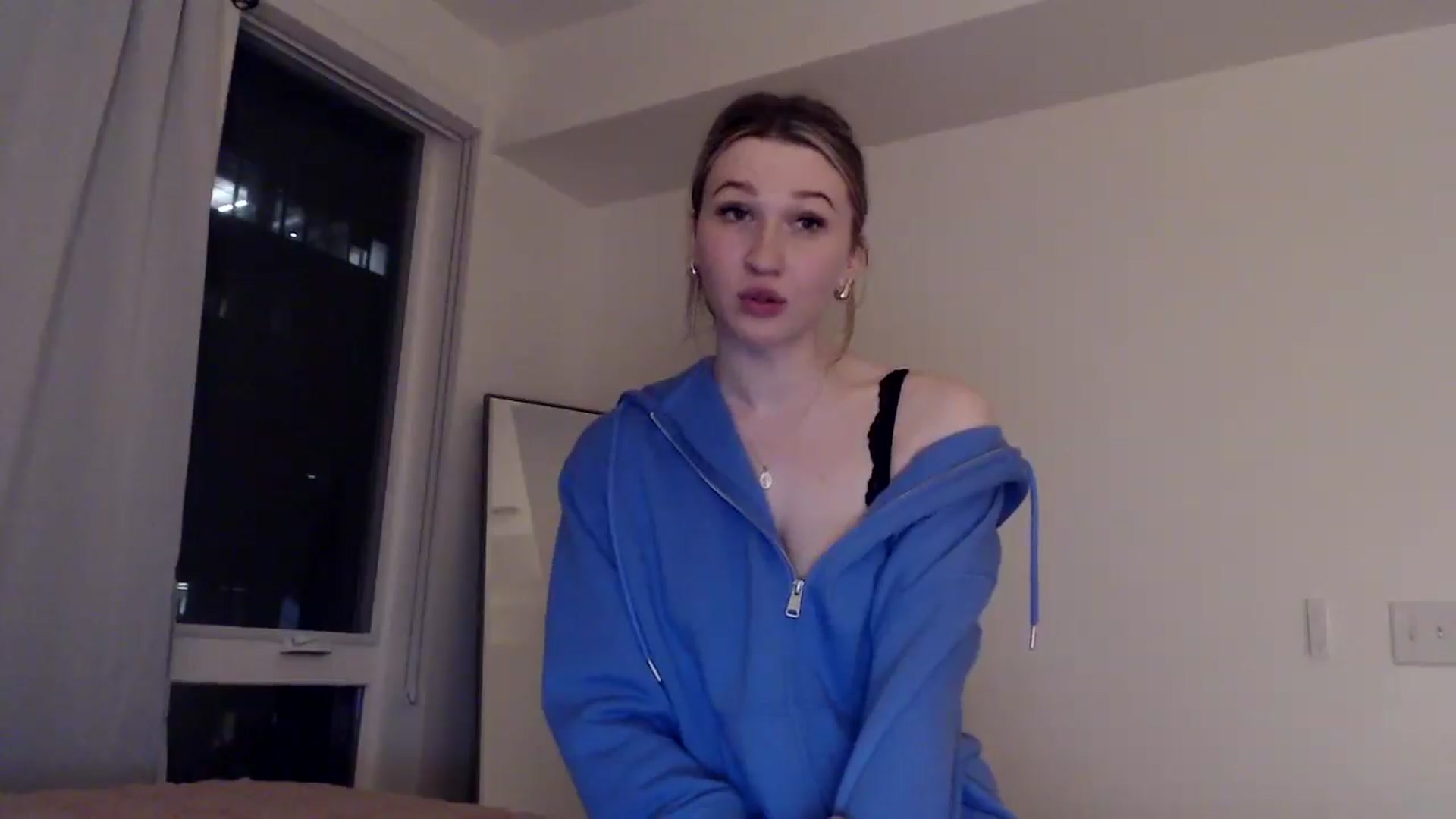 Gallery image thumbnail from AnyaSweets's myfreecams stream on, 02/26/2025, 03:05 image 14 of 20