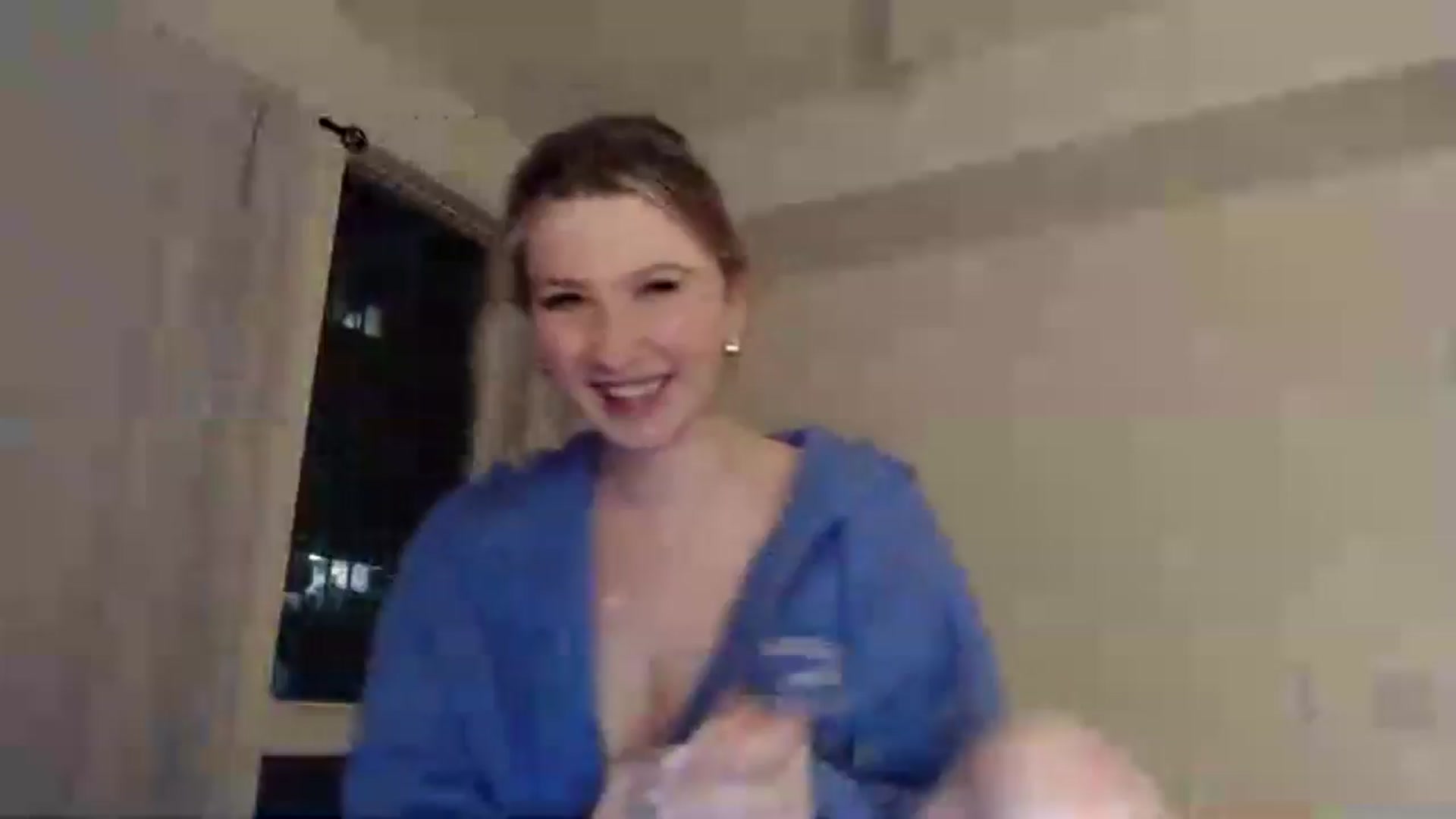 Gallery image thumbnail from AnyaSweets's myfreecams stream on, 02/26/2025, 04:19 image 18 of 20