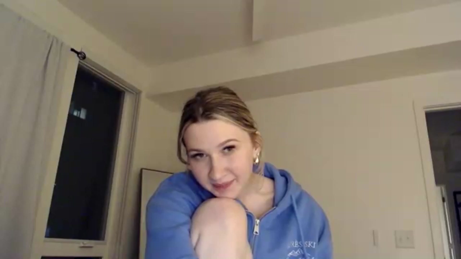 Gallery image thumbnail from AnyaSweets's myfreecams stream on, 02/26/2025, 04:52 image 19 of 20