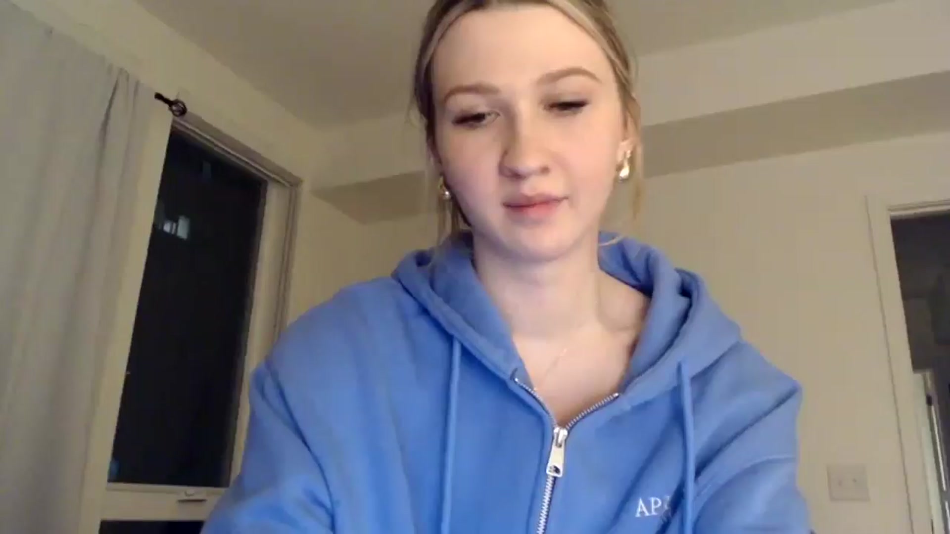 Gallery image thumbnail from AnyaSweets's myfreecams stream on, 02/26/2025, 04:52 image 14 of 20