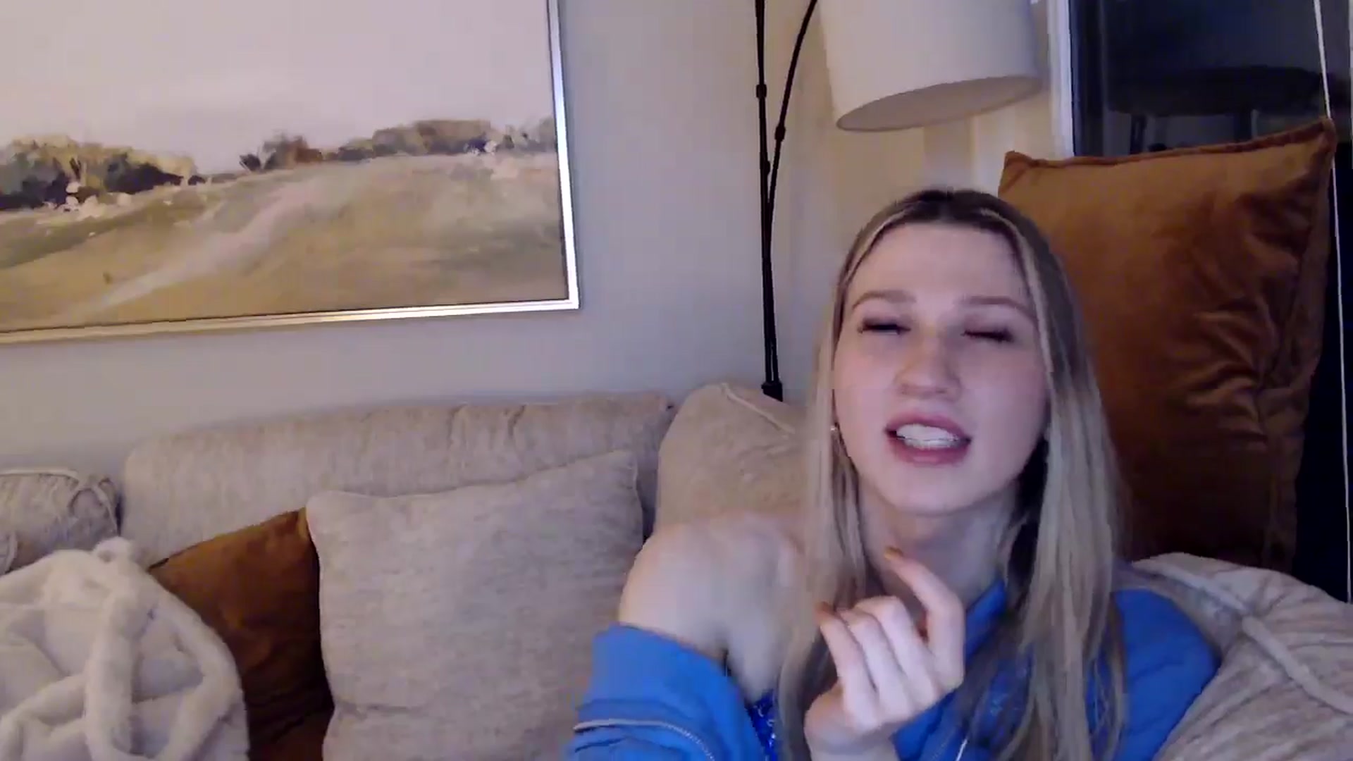 Gallery image thumbnail from AnyaSweets's myfreecams stream on, 03/06/2025, 03:01 image 15 of 20