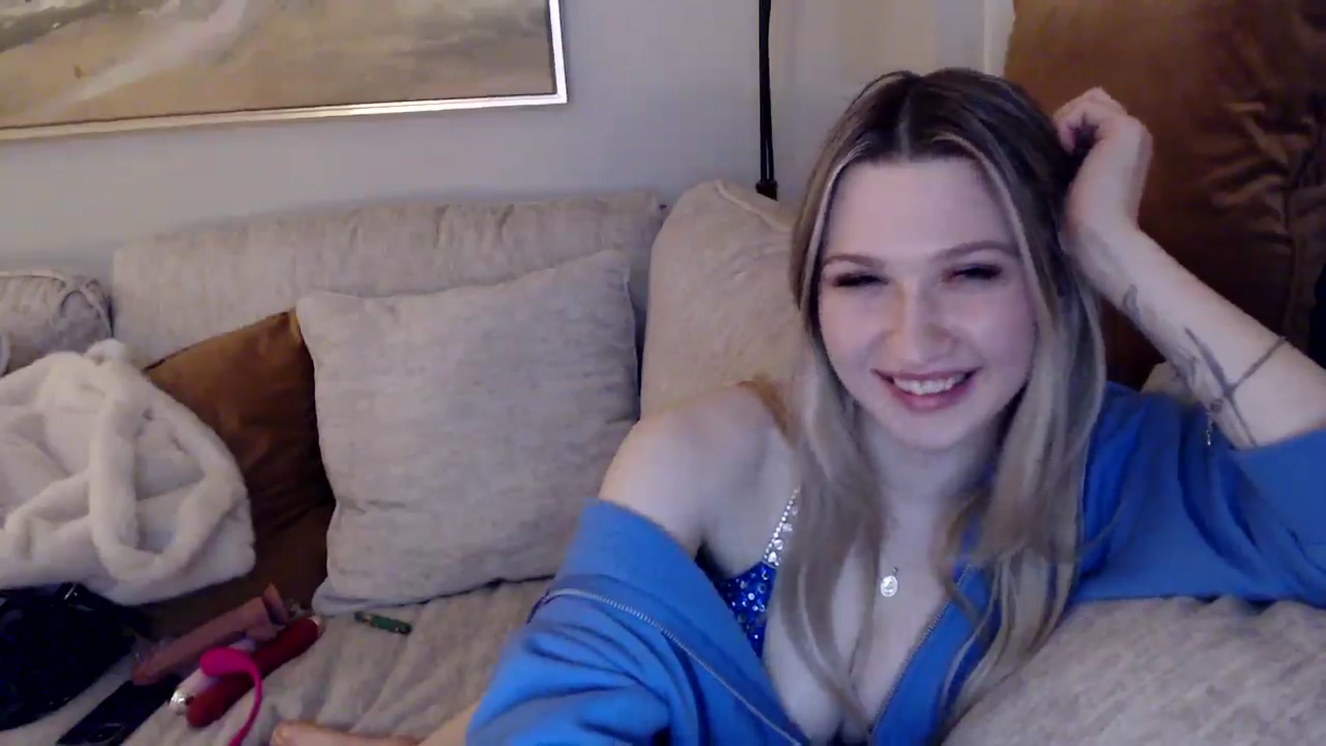 Gallery image thumbnail from AnyaSweets's myfreecams stream on, 03/06/2025, 03:01 image 18 of 20