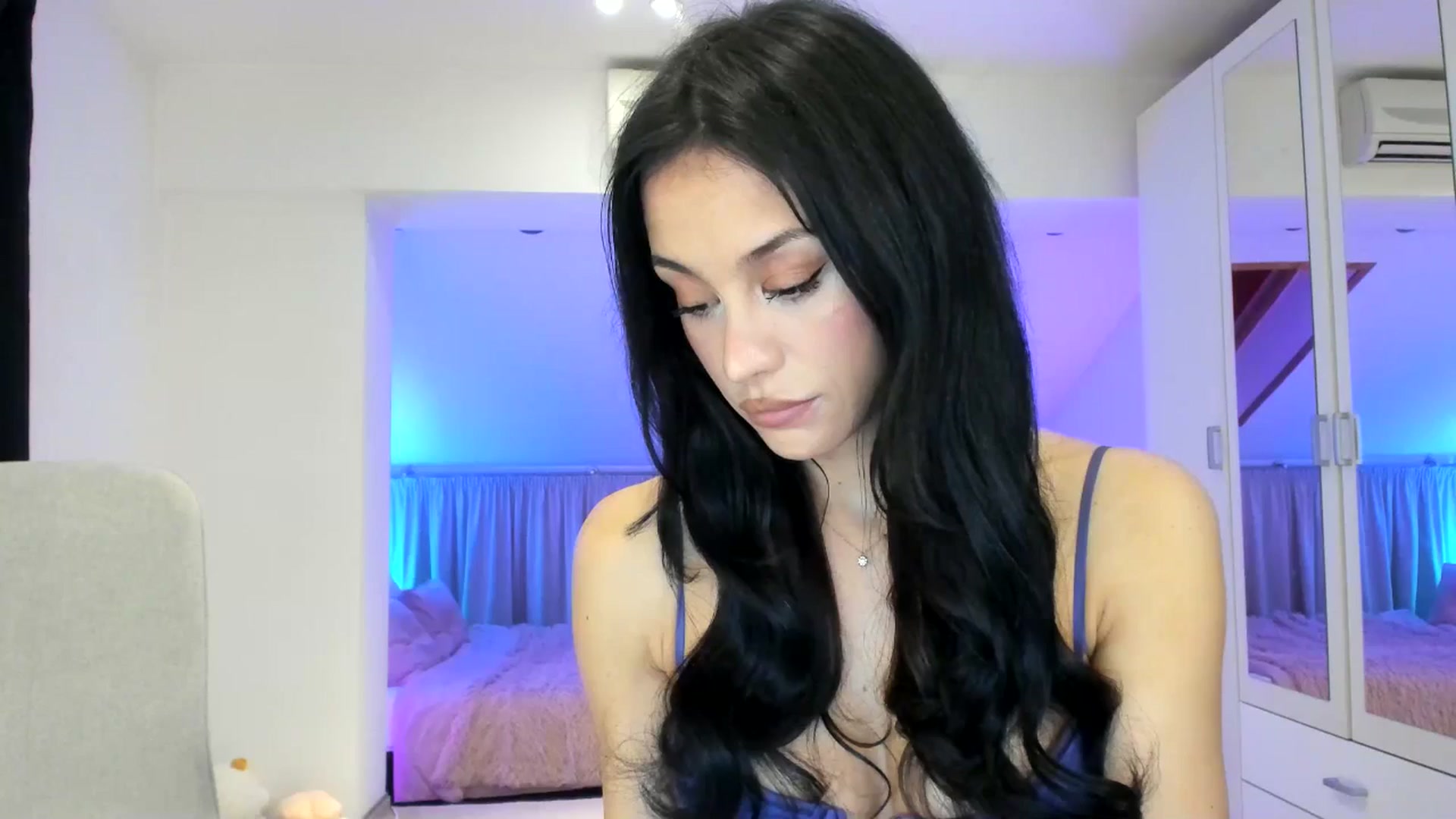 Gallery image thumbnail from AnyaThorne's myfreecams stream on, 03/12/2025, 04:53 image 14 of 20