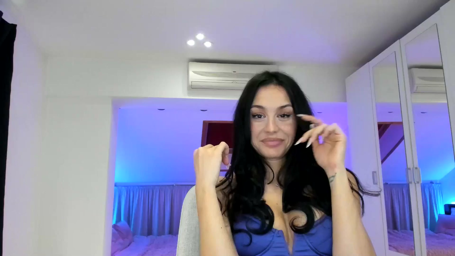 Gallery image thumbnail from AnyaThorne's myfreecams stream on, 03/12/2025, 08:06 image 7 of 20