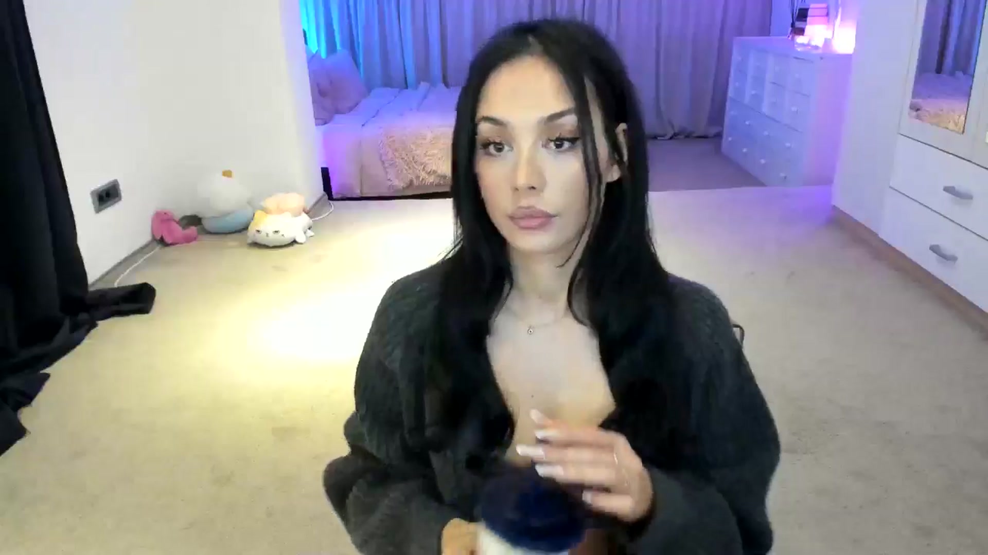 Gallery image thumbnail from AnyaThorne's myfreecams stream on, 03/16/2025, 05:51 image 7 of 20