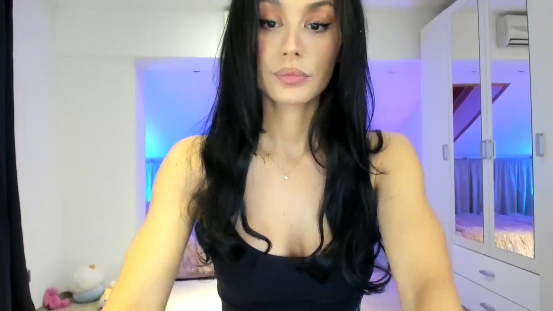 Gallery image thumbnail from AnyaThorne's myfreecams stream on, 03/17/2025, 02:00 image 11 of 20