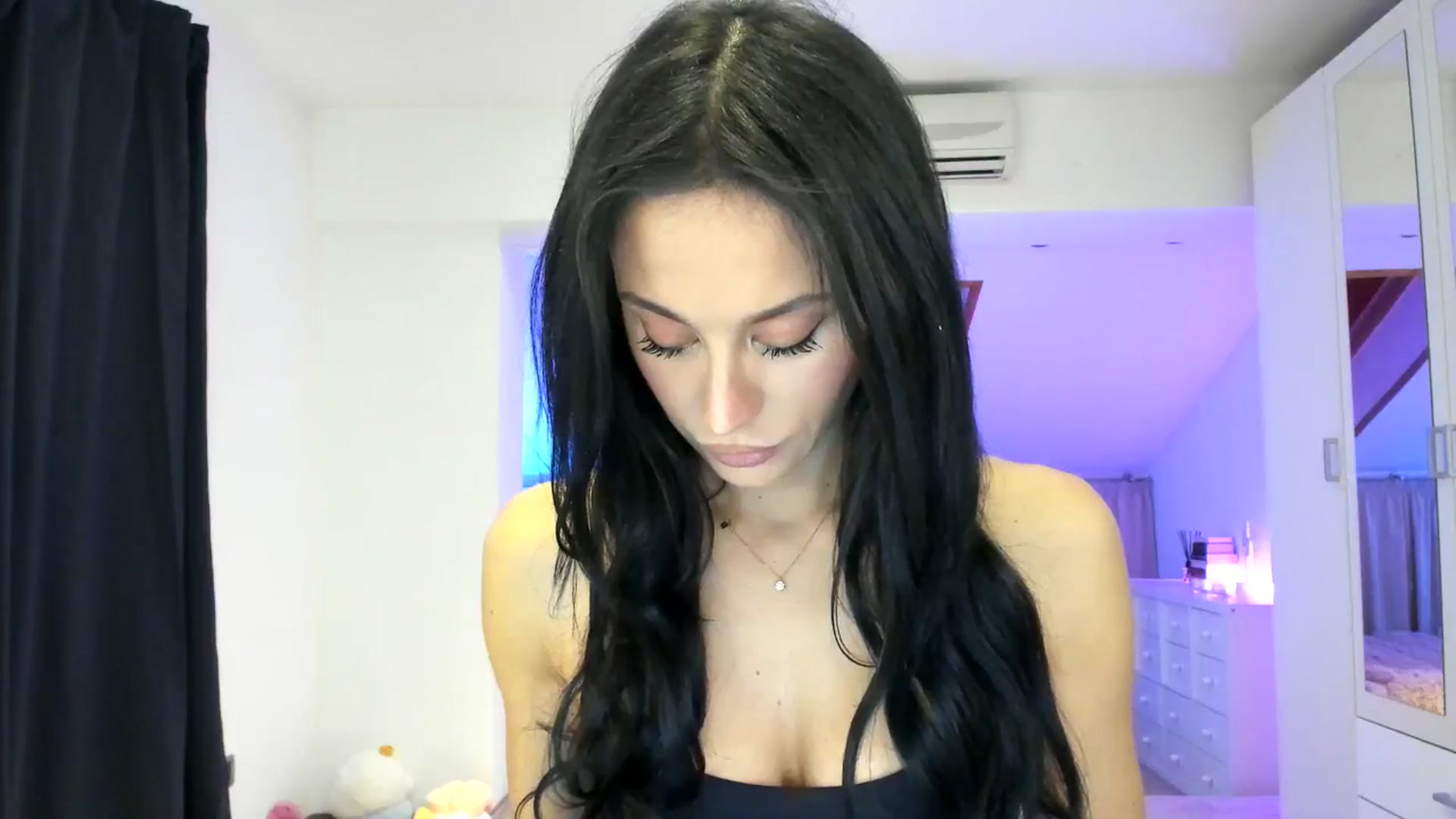 Gallery image thumbnail from AnyaThorne's myfreecams stream on, 03/17/2025, 03:08 image 3 of 20