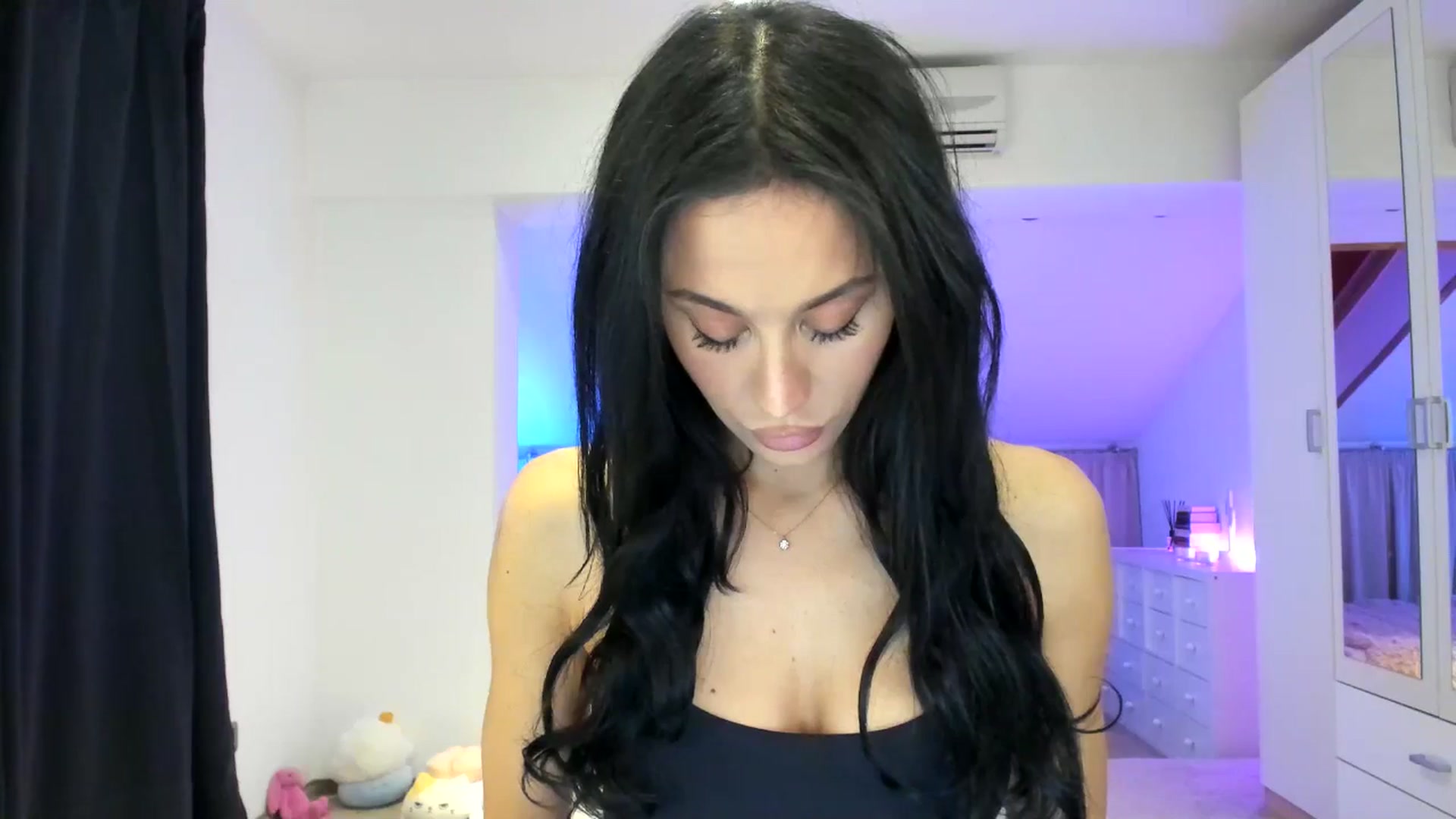 Gallery image thumbnail from AnyaThorne's myfreecams stream on, 03/17/2025, 03:08 image 6 of 20
