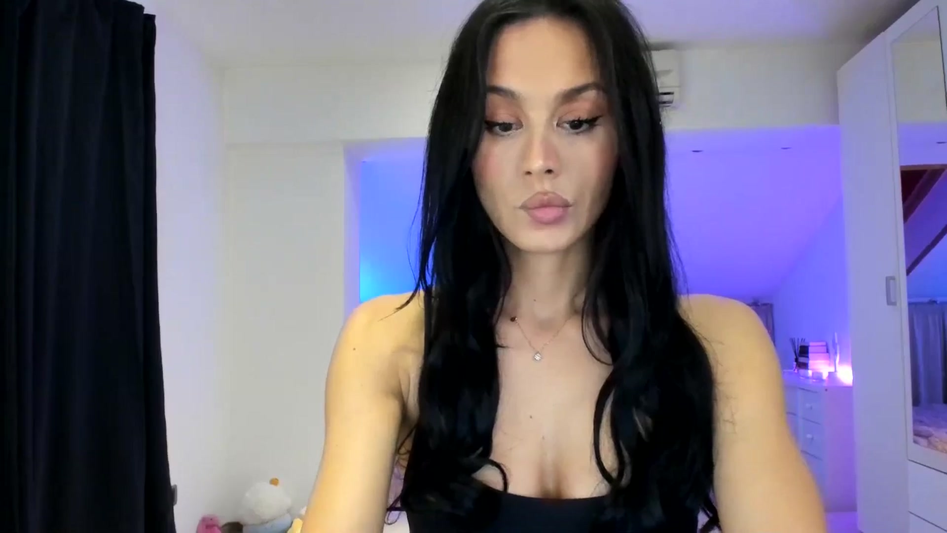Gallery image thumbnail from AnyaThorne's myfreecams stream on, 03/17/2025, 03:08 image 4 of 20