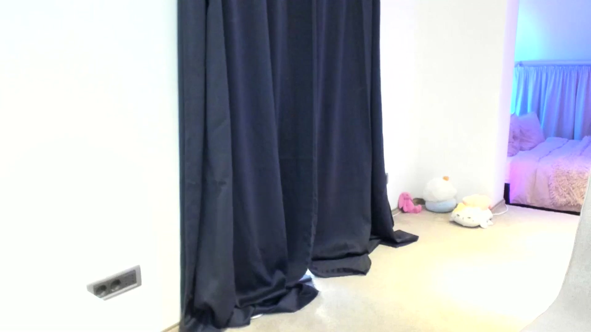 Gallery image thumbnail from AnyaThorne's myfreecams stream on, 03/18/2025, 06:01 image 20 of 20