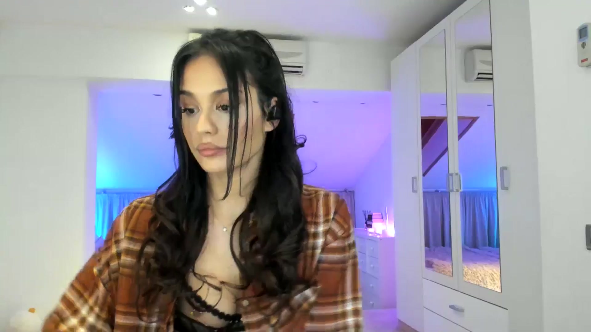 Gallery image thumbnail from AnyaThorne's myfreecams stream on, 03/22/2025, 05:55 image 18 of 20