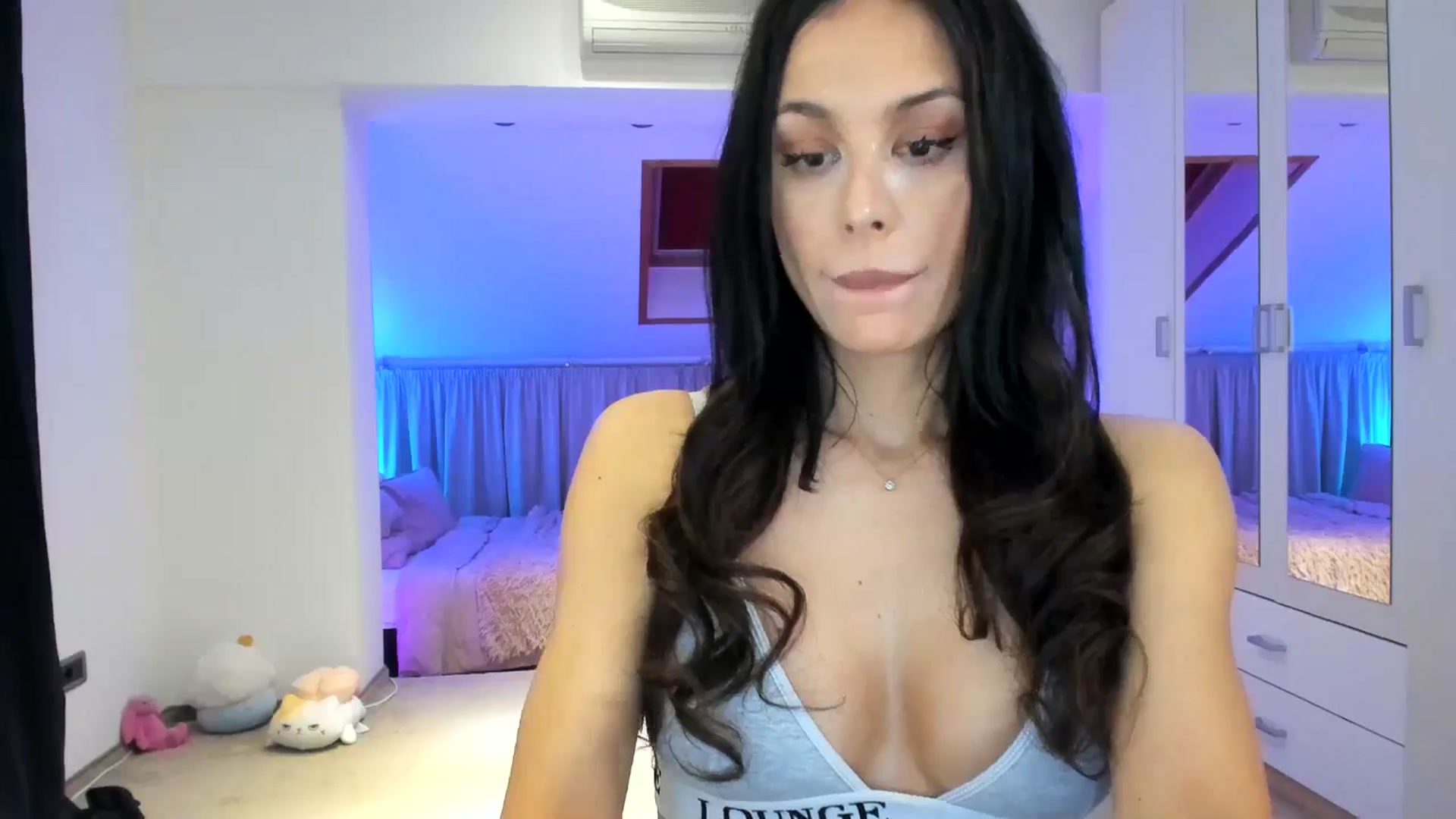 Gallery image thumbnail from AnyaThorne's myfreecams stream on, 03/27/2025, 09:31 image 18 of 20