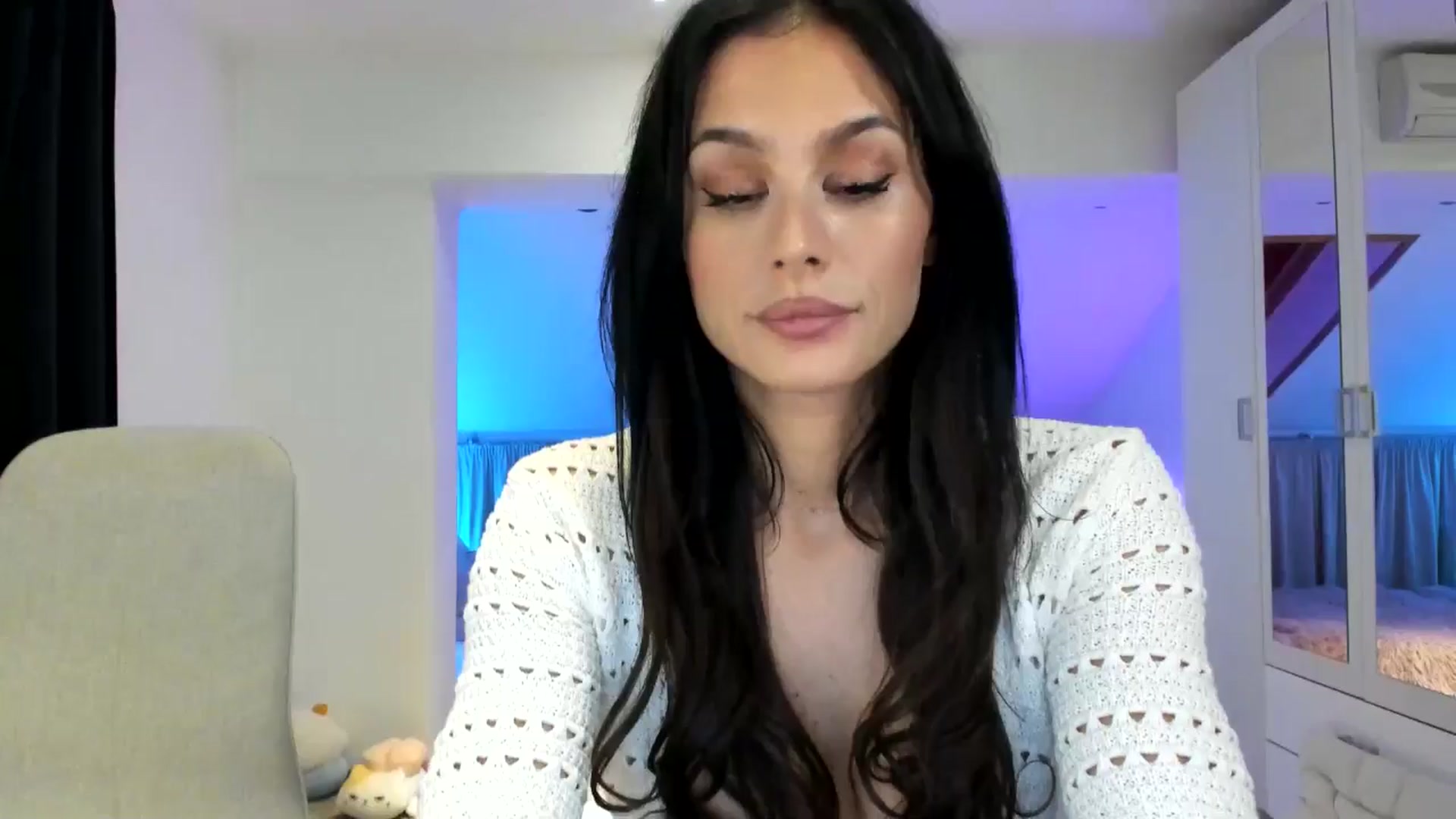 Gallery image thumbnail from AnyaThorne's myfreecams stream on, 04/04/2025, 07:08 image 2 of 20