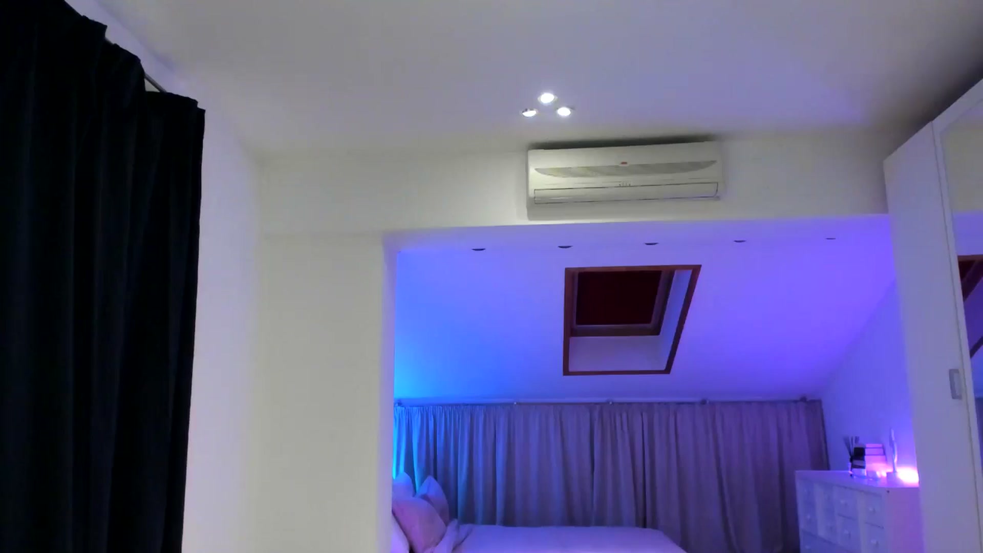 Gallery image thumbnail from AnyaThorne's myfreecams stream on, 05/08/2025, 06:34 image 9 of 20
