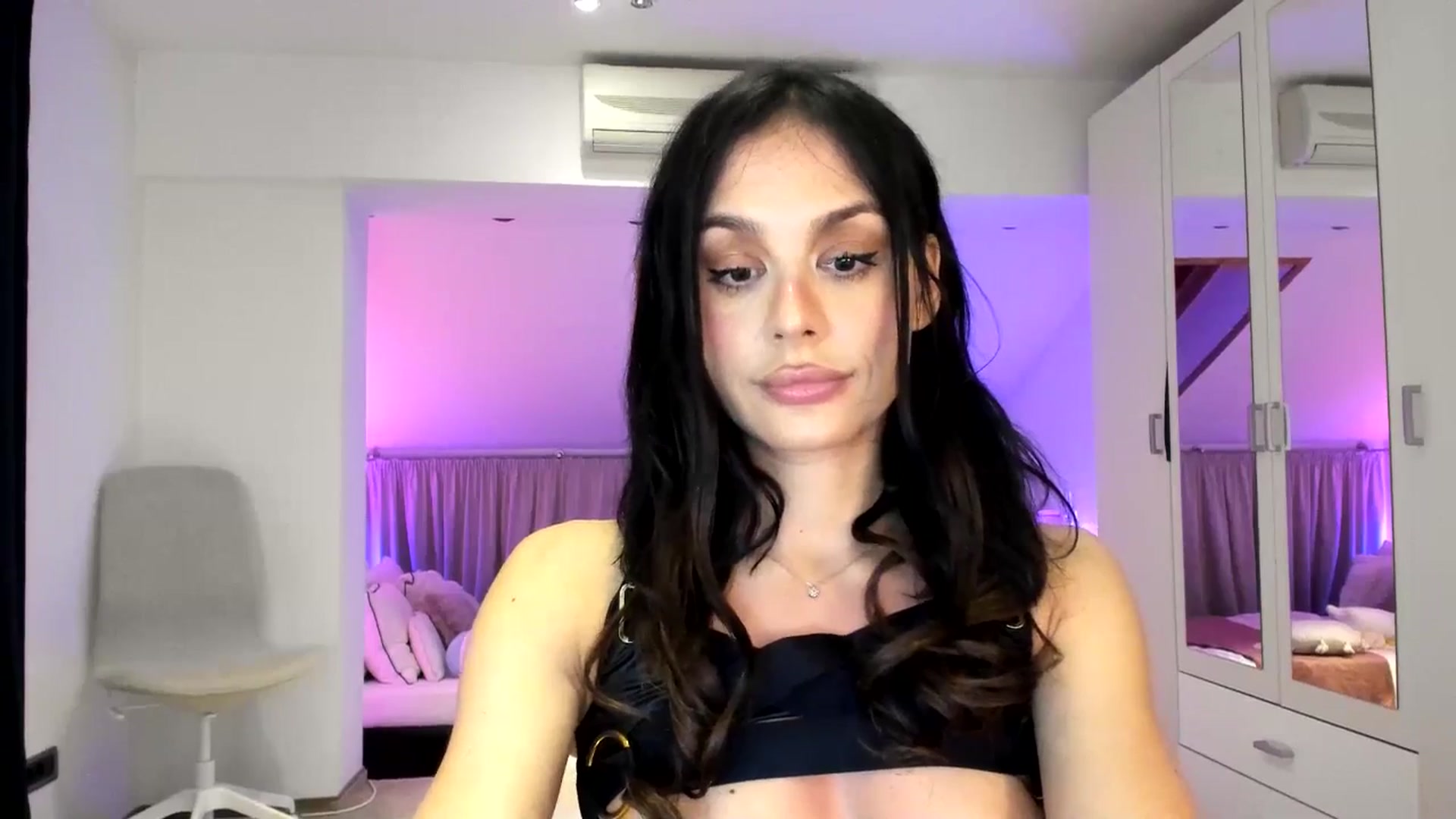 Gallery image thumbnail from AnyaThorne's myfreecams stream on, 08/28/2025, 03:13 image 12 of 20