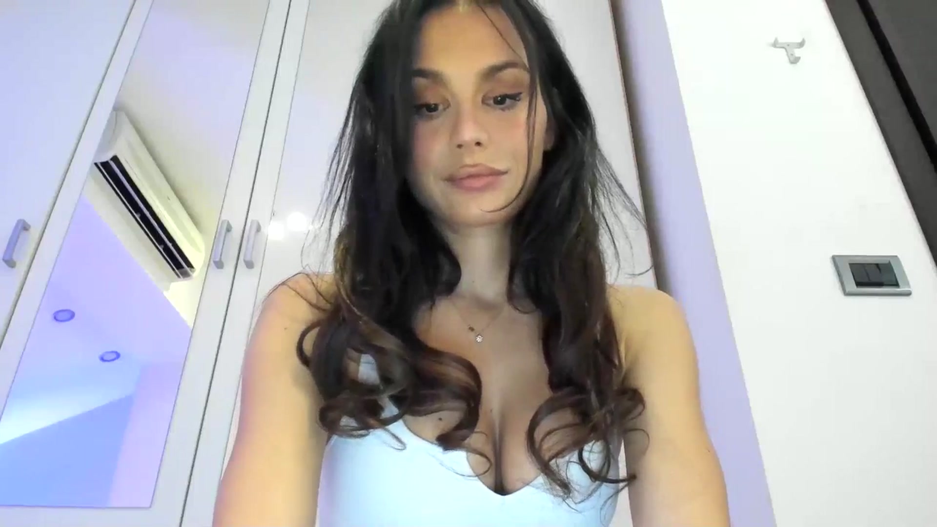 Gallery image thumbnail from AnyaThorne's myfreecams stream on, 09/05/2025, 06:56 image 14 of 20