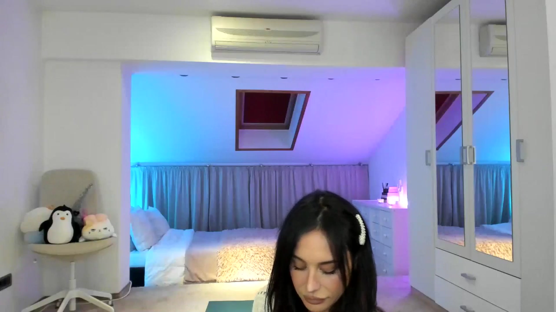 Gallery image thumbnail from AnyaThorne's myfreecams stream on, 10/29/2025, 03:55 image 20 of 20