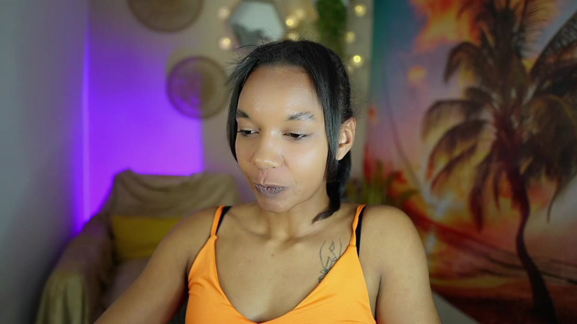 Gallery image thumbnail from Anya_Nice's myfreecams stream on, 11/10/2024, 24:16 image 16 of 20