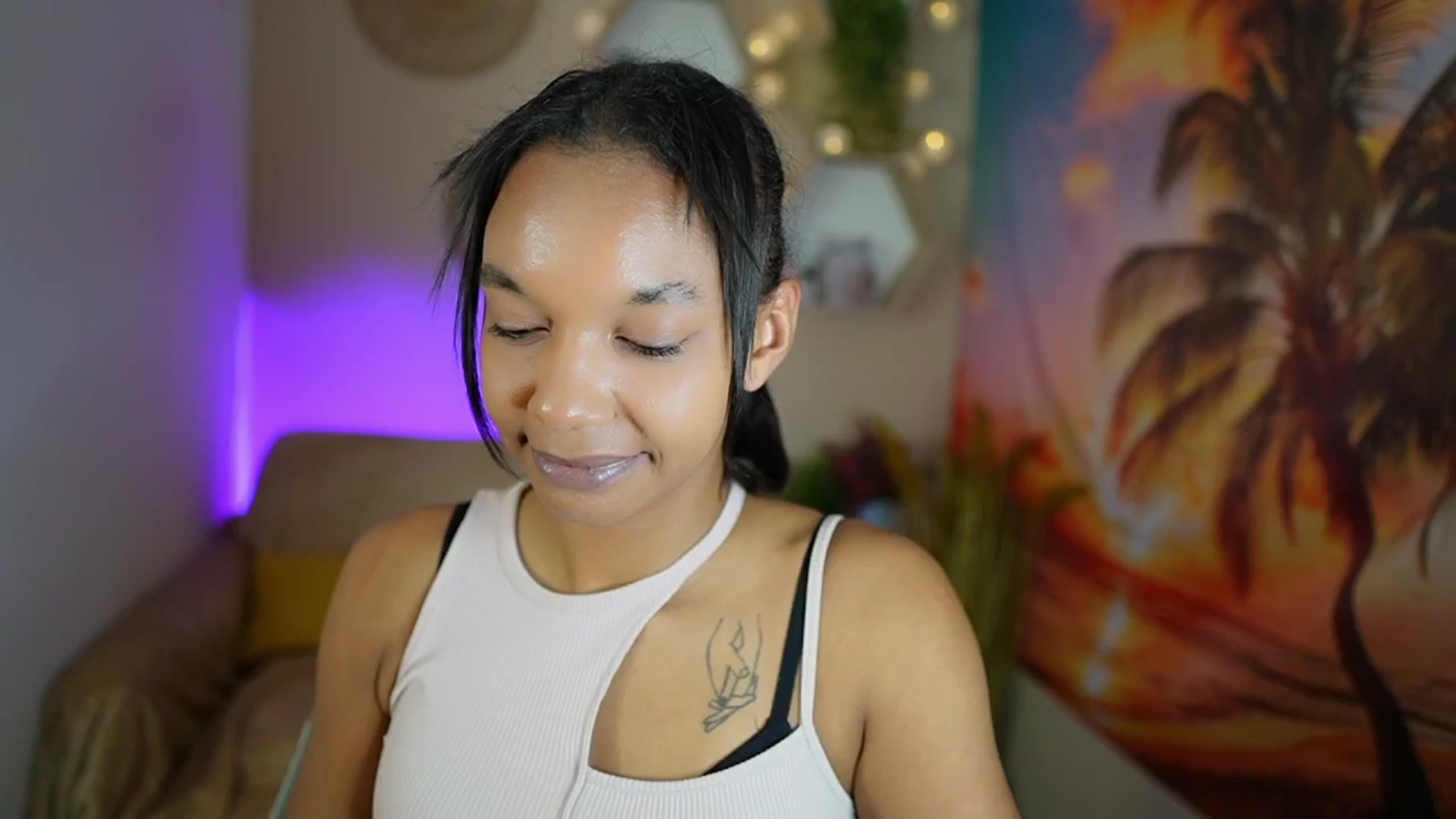 Gallery image thumbnail from Anya_Nice's myfreecams stream on, 11/21/2024, 21:01 image 19 of 20