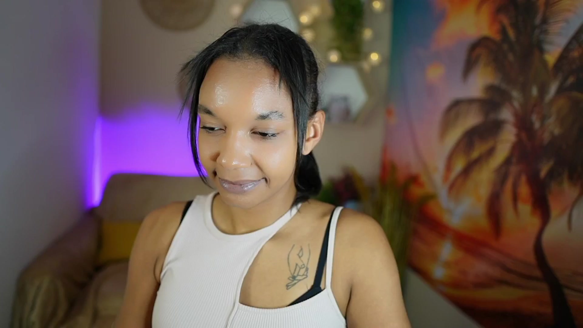 Gallery image thumbnail from Anya_Nice's myfreecams stream on, 11/21/2024, 21:01 image 17 of 20