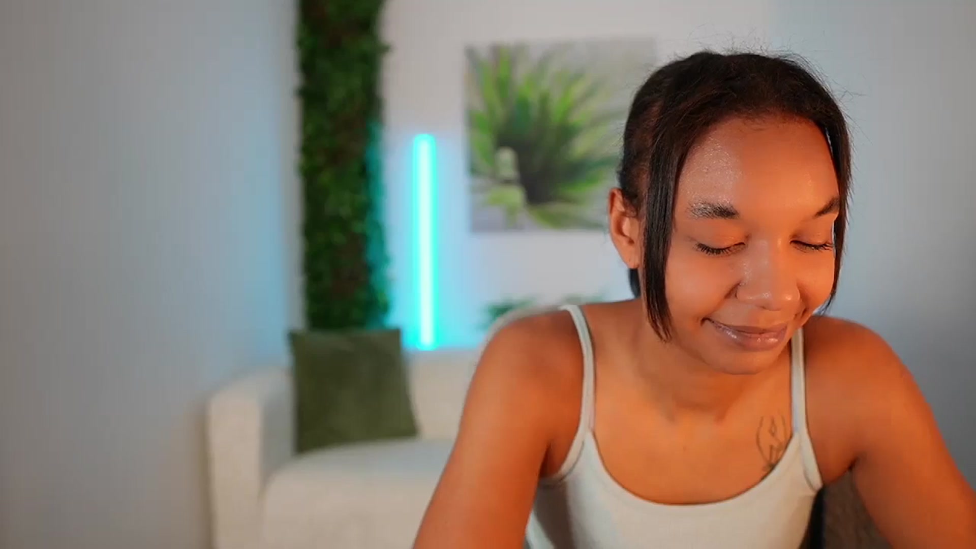 Gallery image thumbnail from Anya_Nice's myfreecams stream on, 11/30/2024, 14:06 image 2 of 20