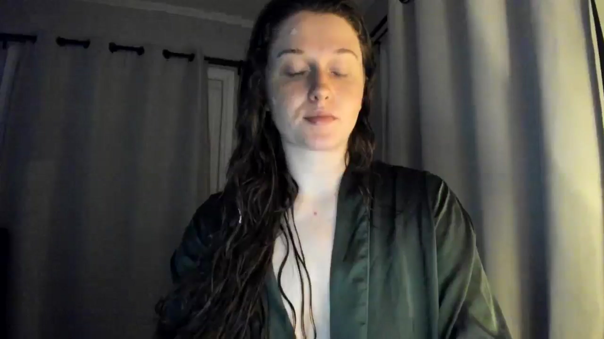 Gallery image thumbnail from Anyaa's myfreecams stream on, 06/09/2025, 06:24 image 2 of 20