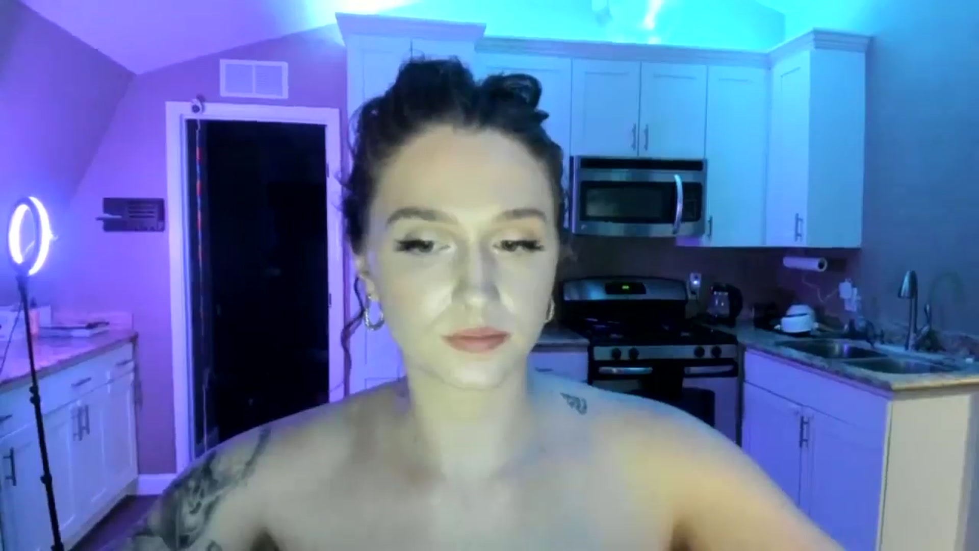 Gallery image thumbnail from Anyaa's myfreecams stream on, 03/01/2026, 11:06 image 17 of 20