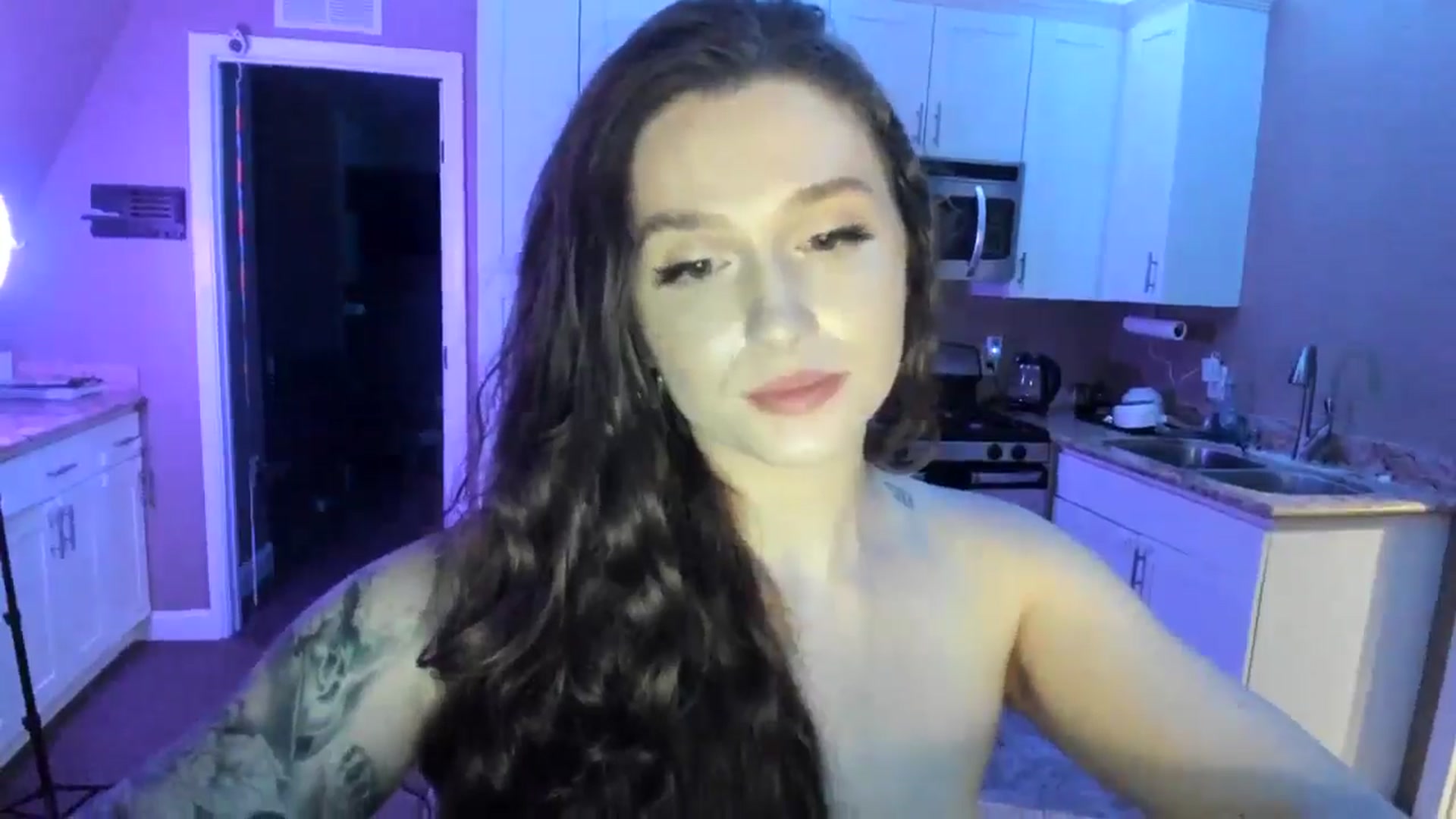 Gallery image thumbnail from Anyaa's myfreecams stream on, 03/01/2026, 11:06 image 2 of 20