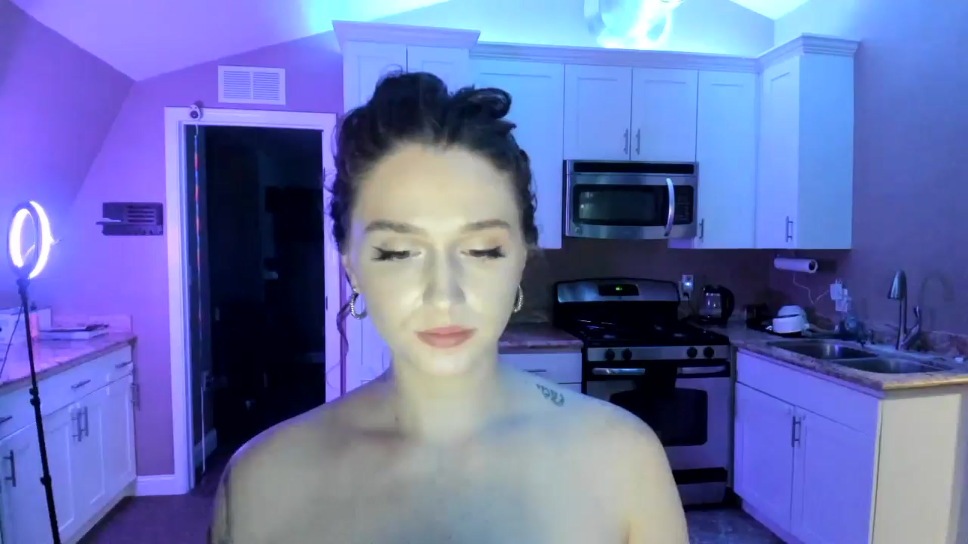 Gallery image thumbnail from Anyaa's myfreecams stream on, 03/01/2026, 11:06 image 19 of 20