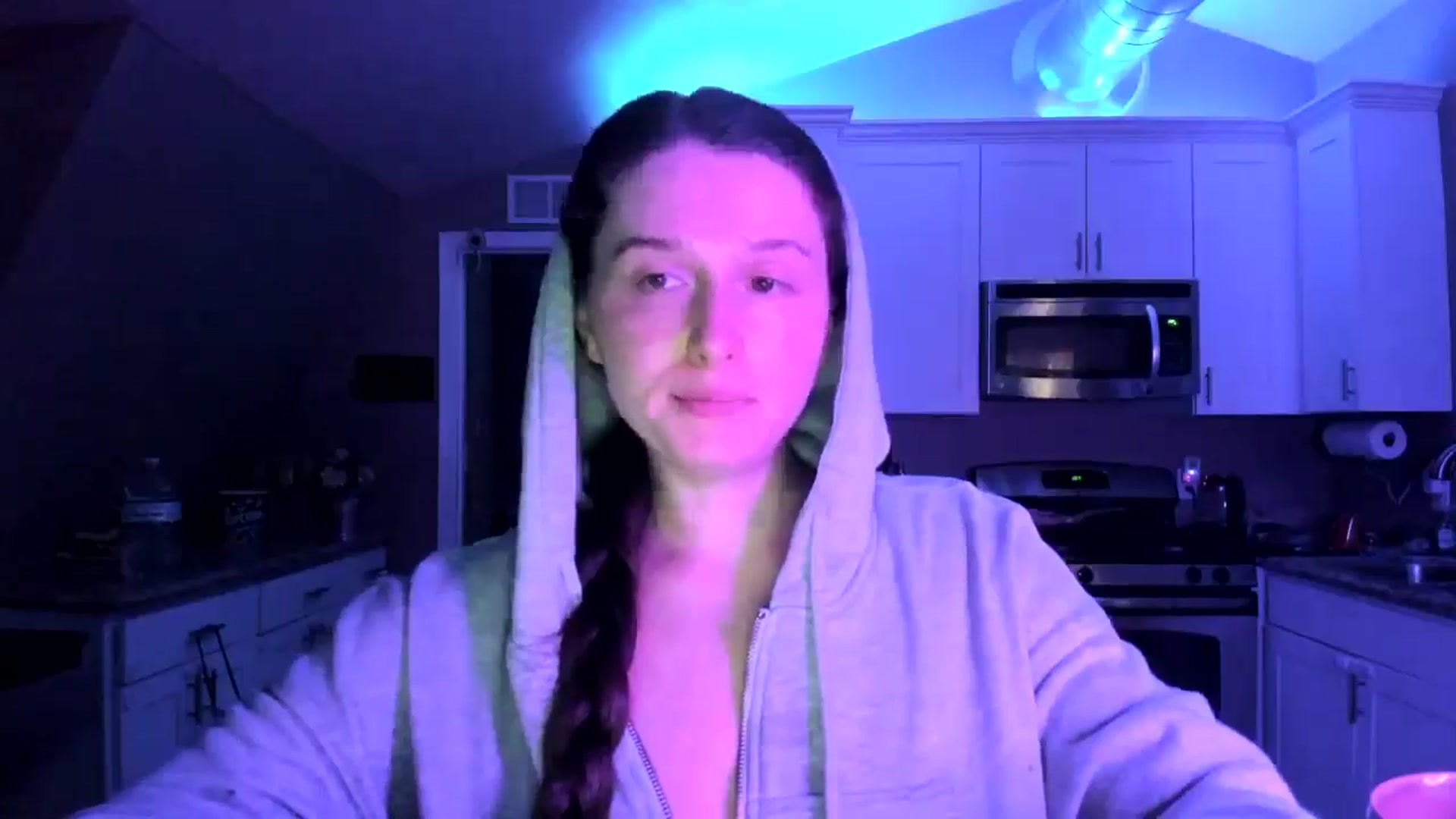 Gallery image thumbnail from Anyaa's myfreecams stream on, 04/16/2026, 08:47 image 10 of 20