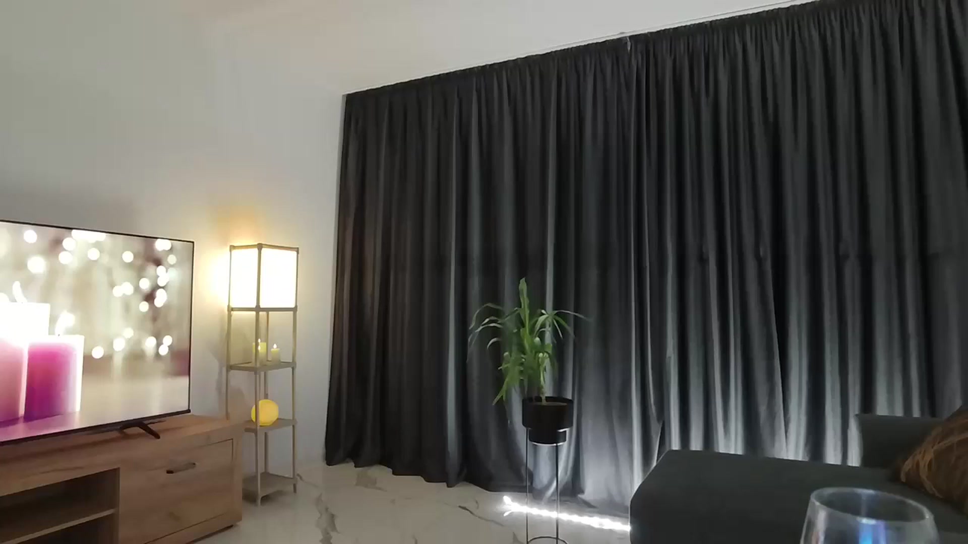 Gallery image thumbnail from Anyaa_'s myfreecams stream on, 02/21/2026, 02:36 image 9 of 20