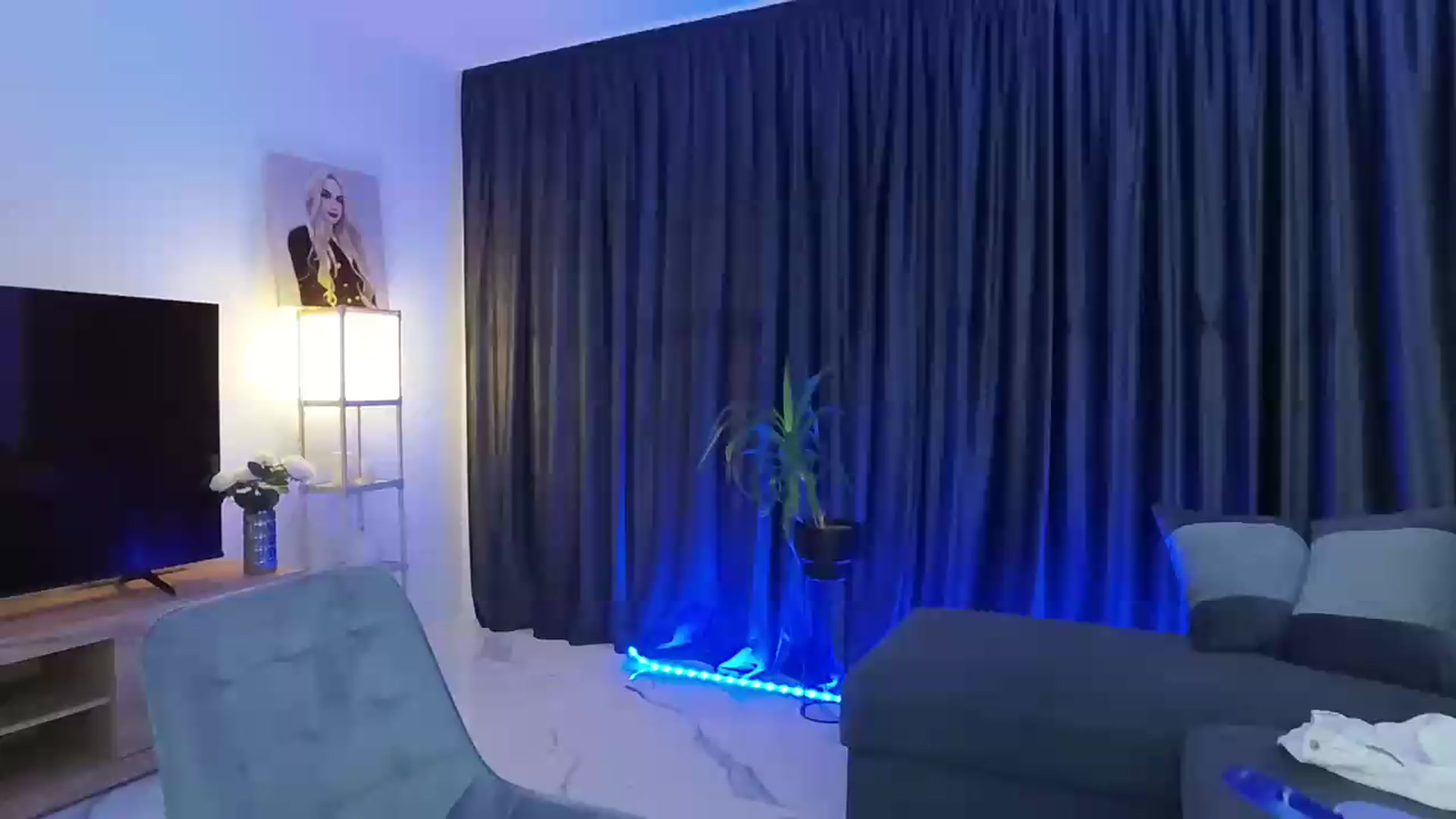 Gallery image thumbnail from Anyaa_'s myfreecams stream on, 04/29/2026, 22:46 image 15 of 20