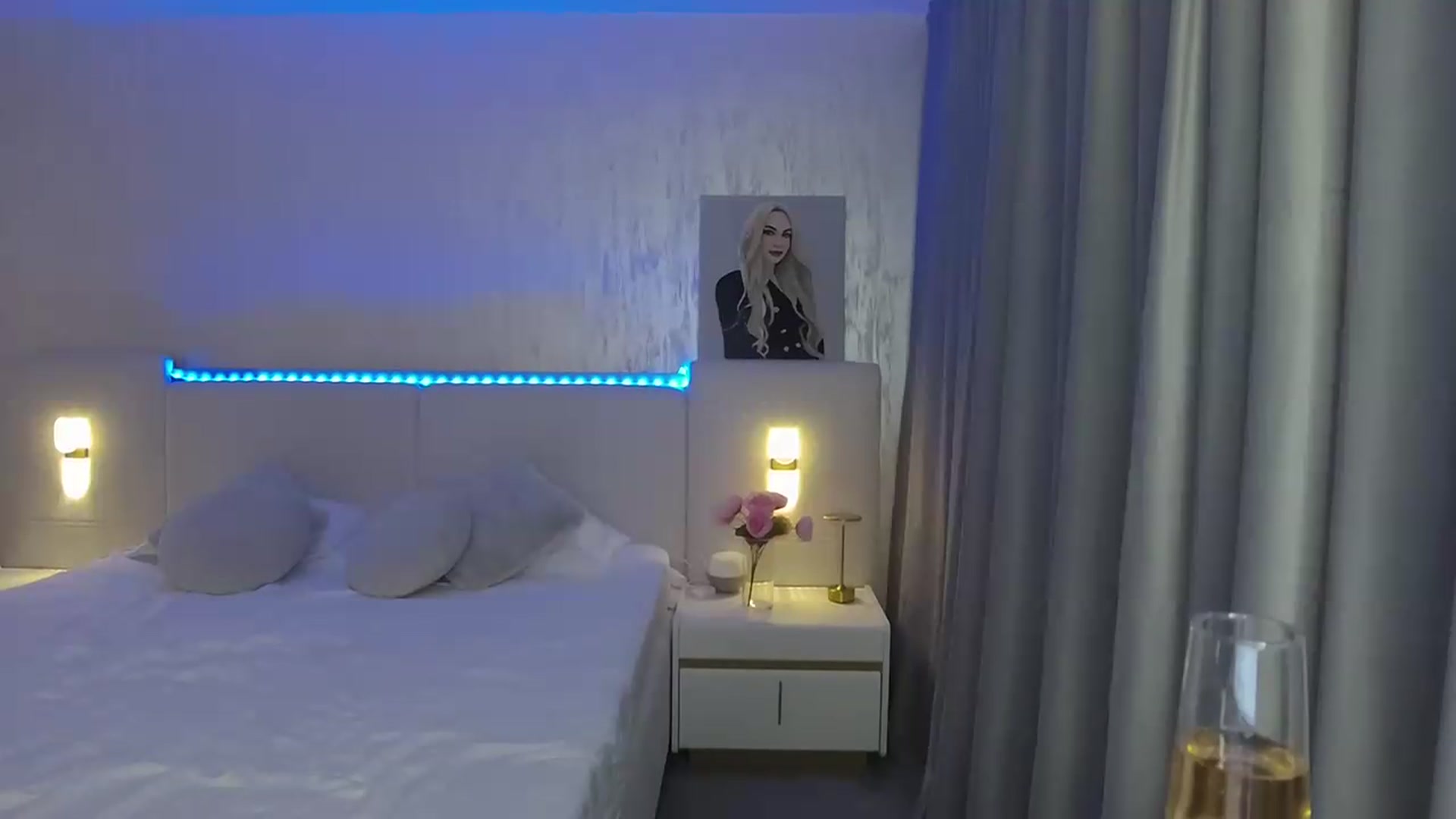 Gallery image thumbnail from Anyaa_'s myfreecams stream on, 05/30/2026, 23:55 image 13 of 20