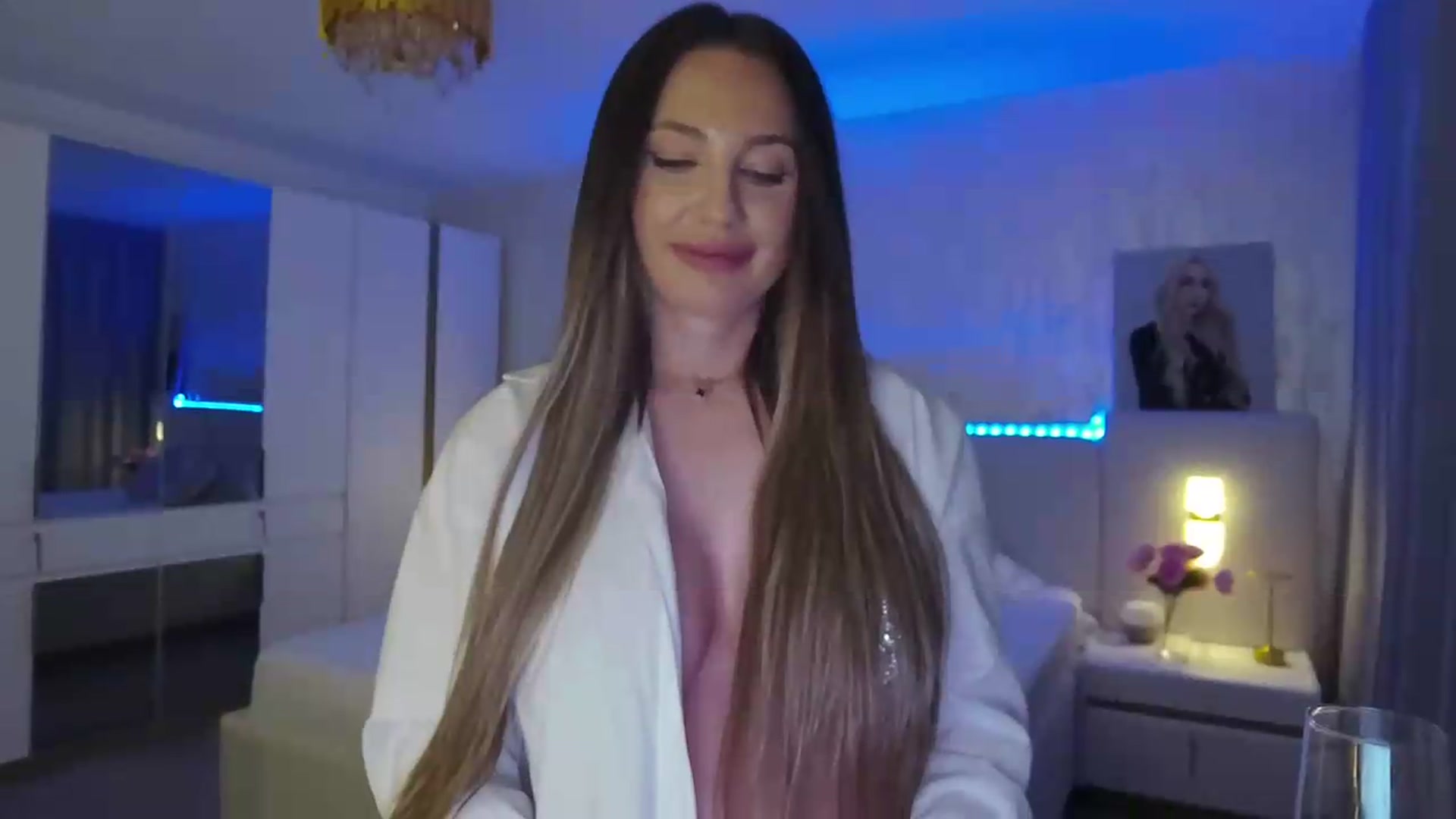 Gallery image thumbnail from Anyaa_'s myfreecams stream on, 05/31/2026, 01:24 image 13 of 20