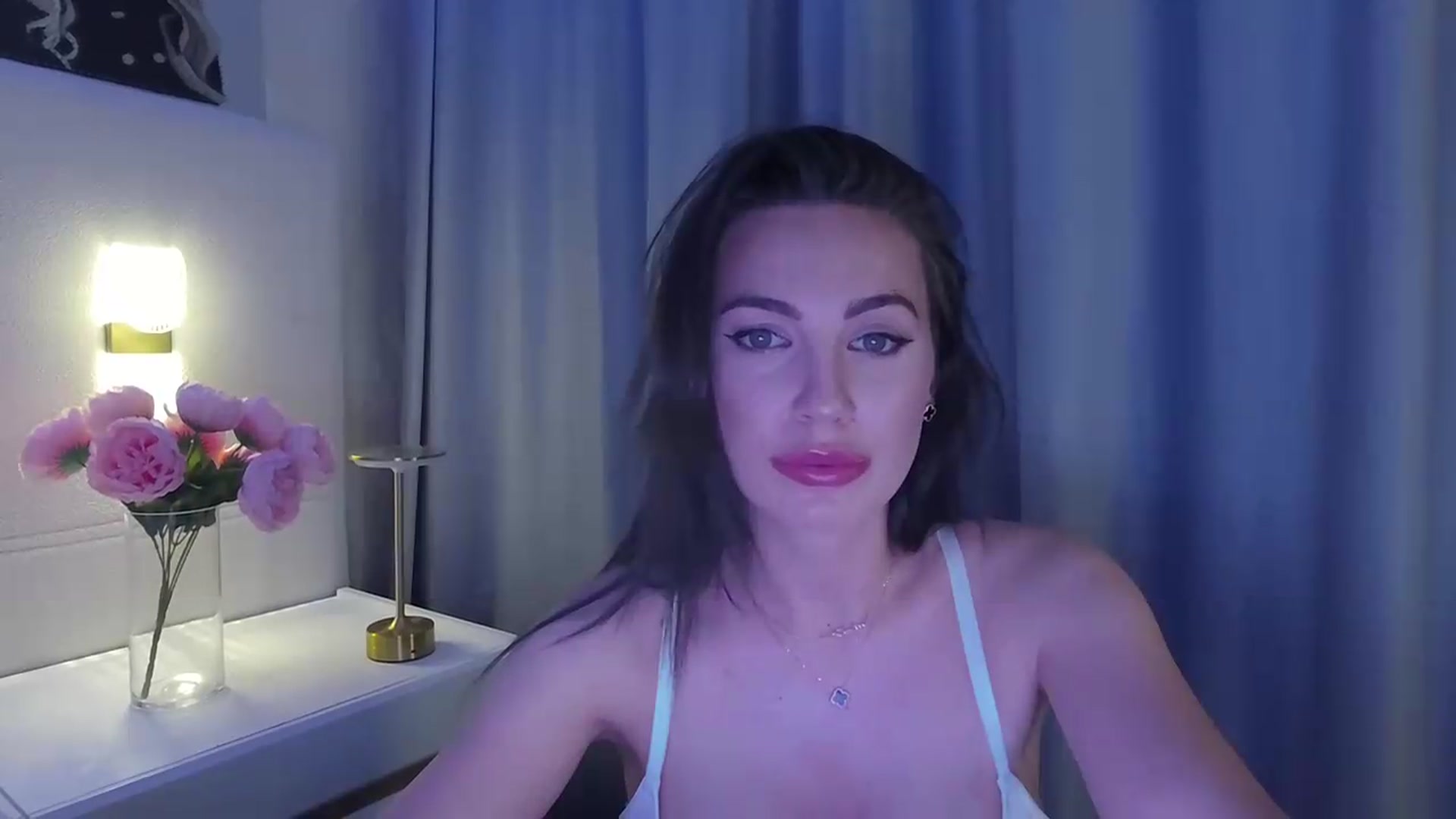 Gallery image thumbnail from Anyaa_'s myfreecams stream on, 06/21/2026, 22:38 image 18 of 20