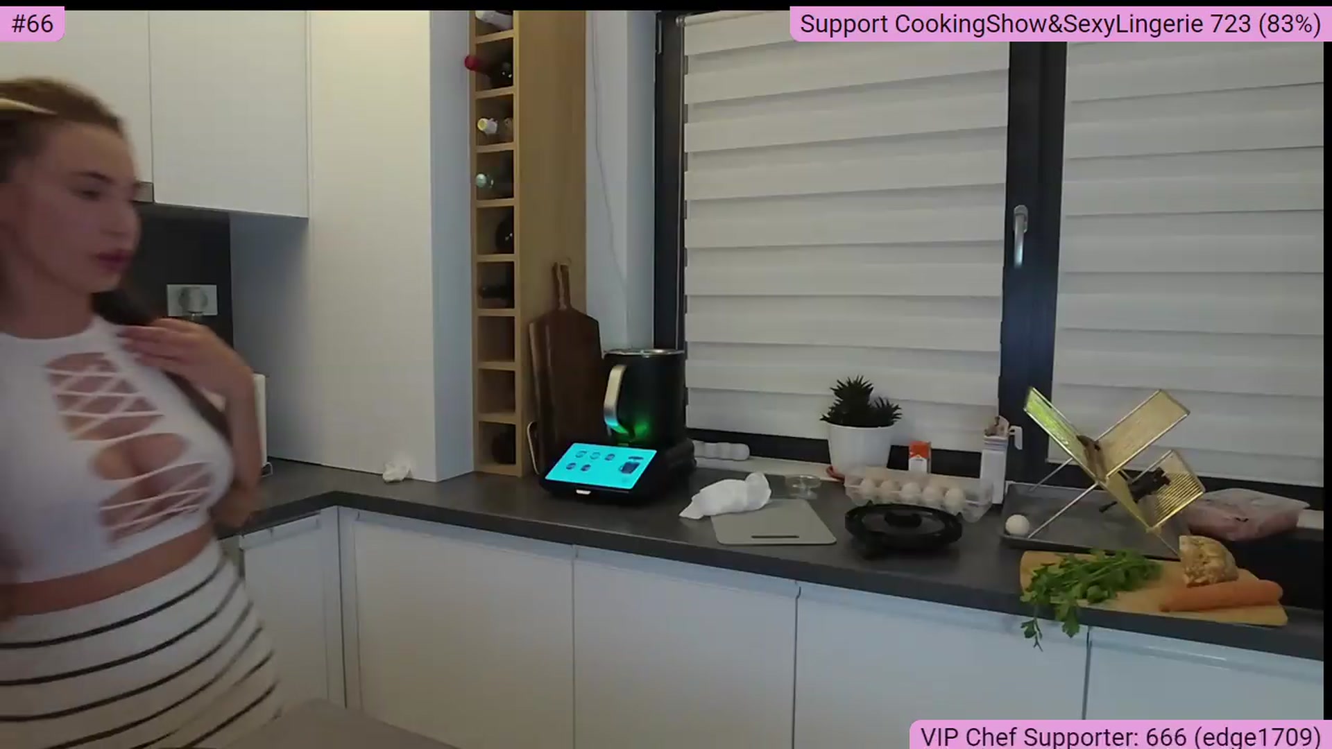 Gallery image thumbnail from Anyaa_'s myfreecams stream on, 07/19/2026, 21:32 image 9 of 20